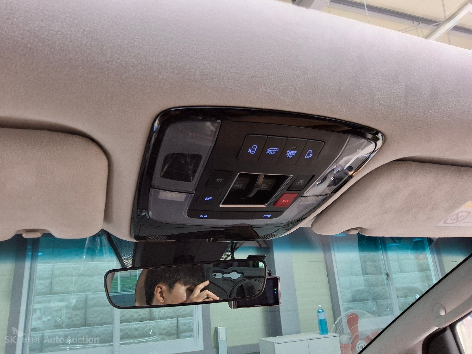 2022 - hyundai staria