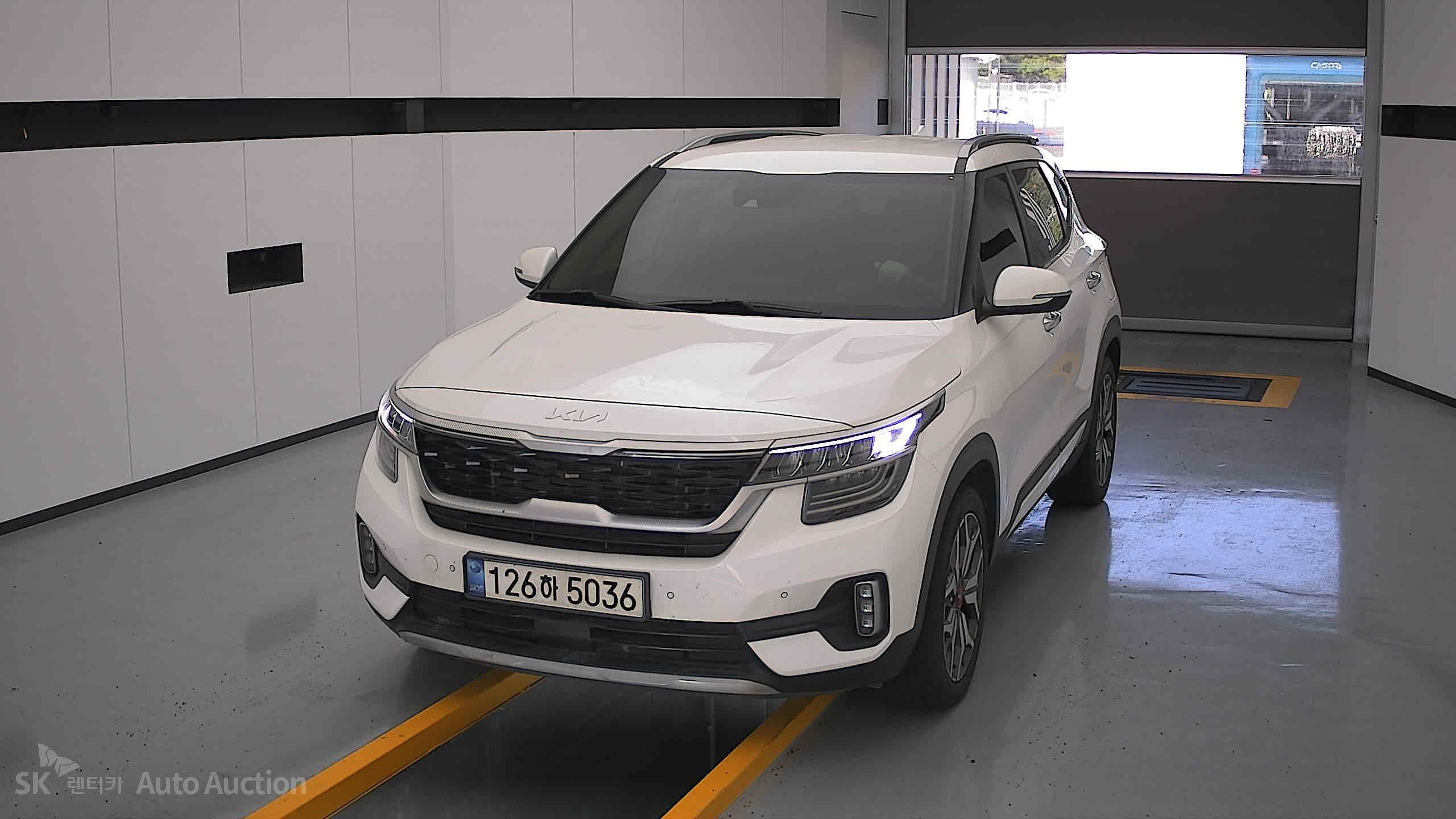 2023 - kia seltos