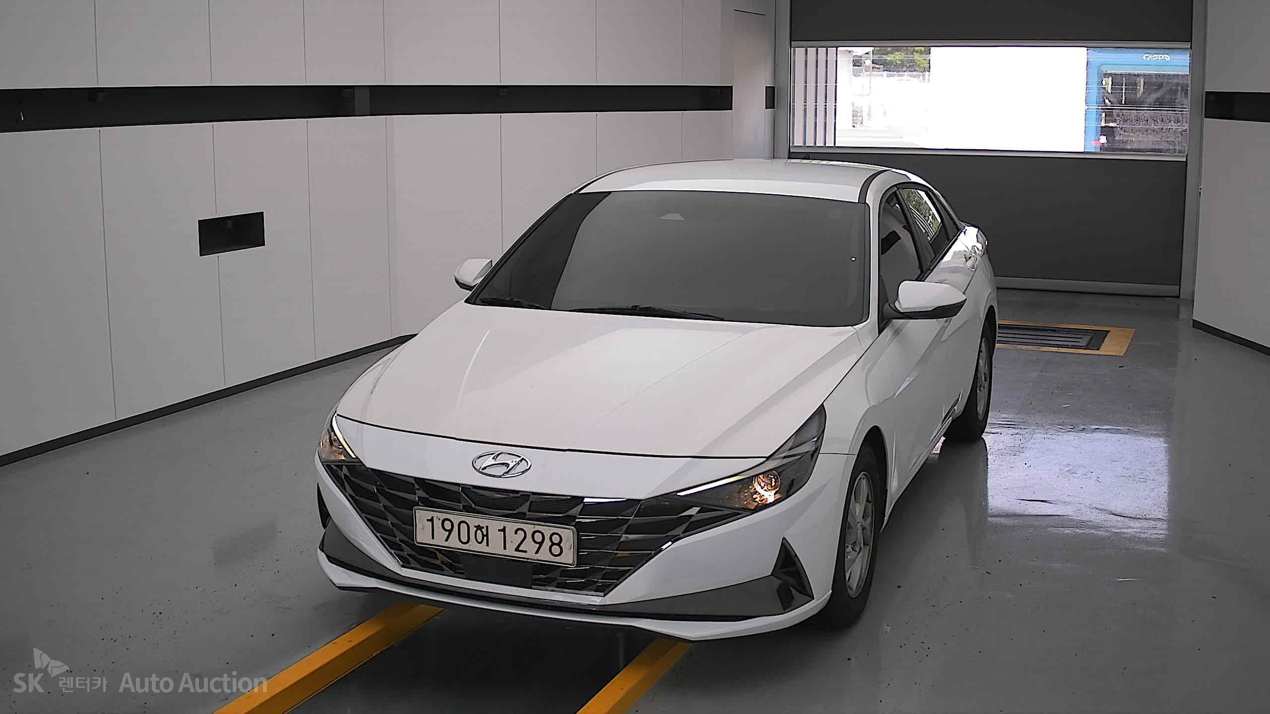 2021 - hyundai avante