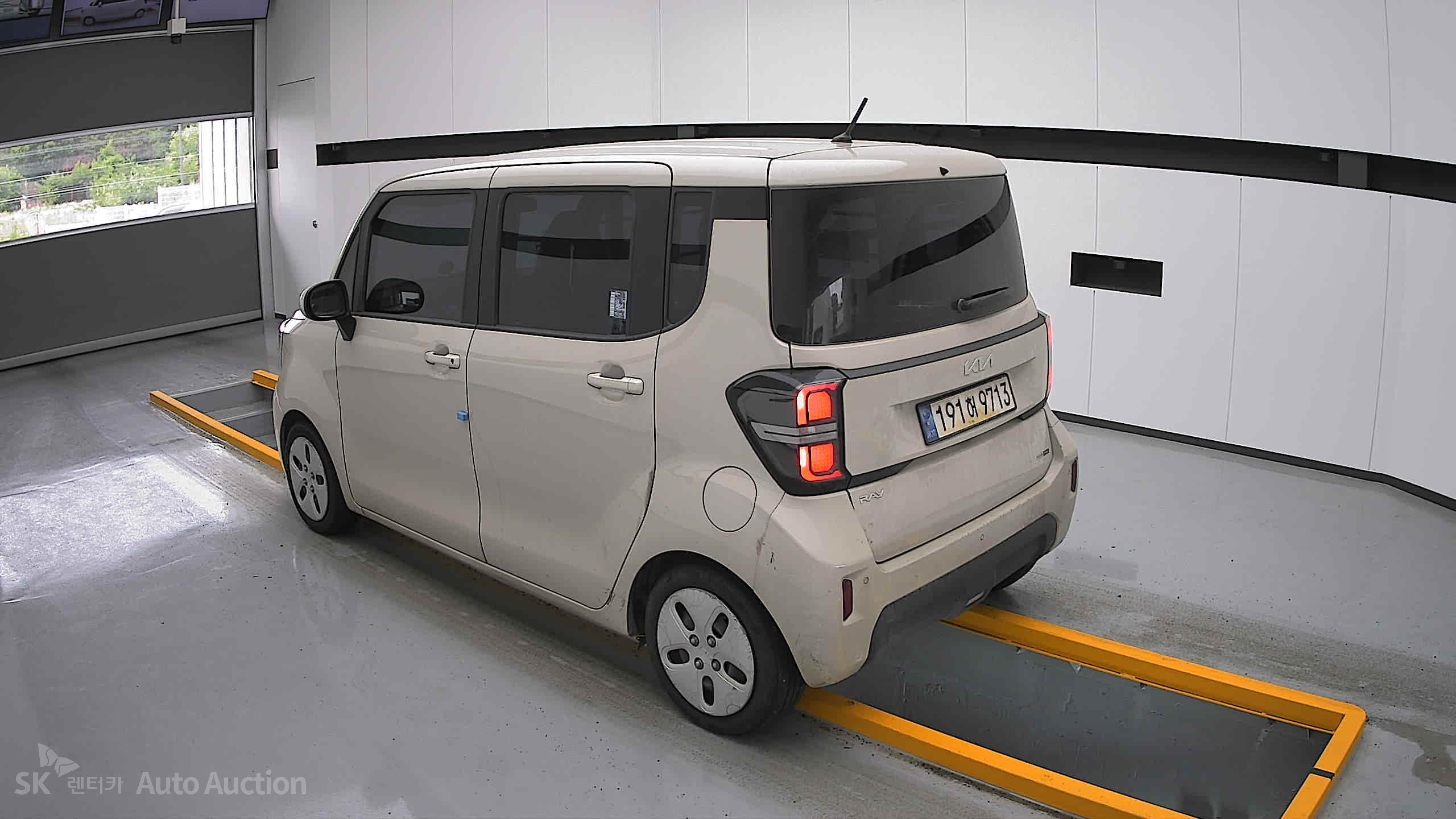 2023 - kia ray