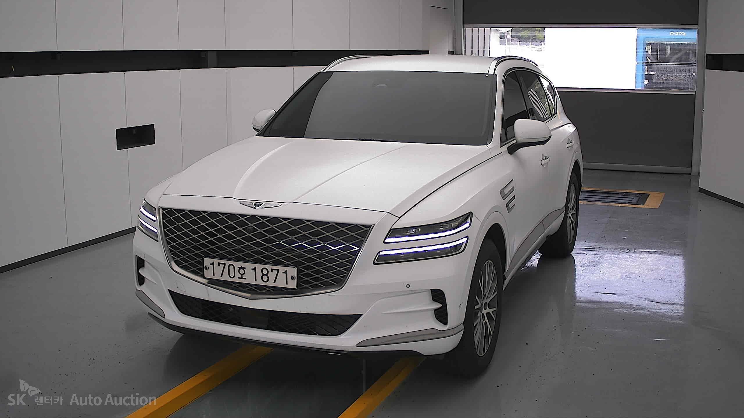 2021 - genesis gv80