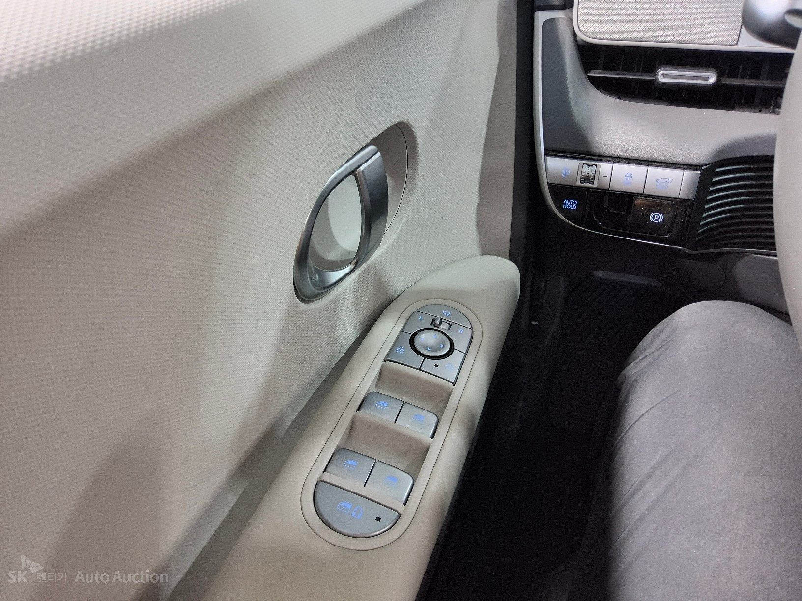 2022 - hyundai ioniq