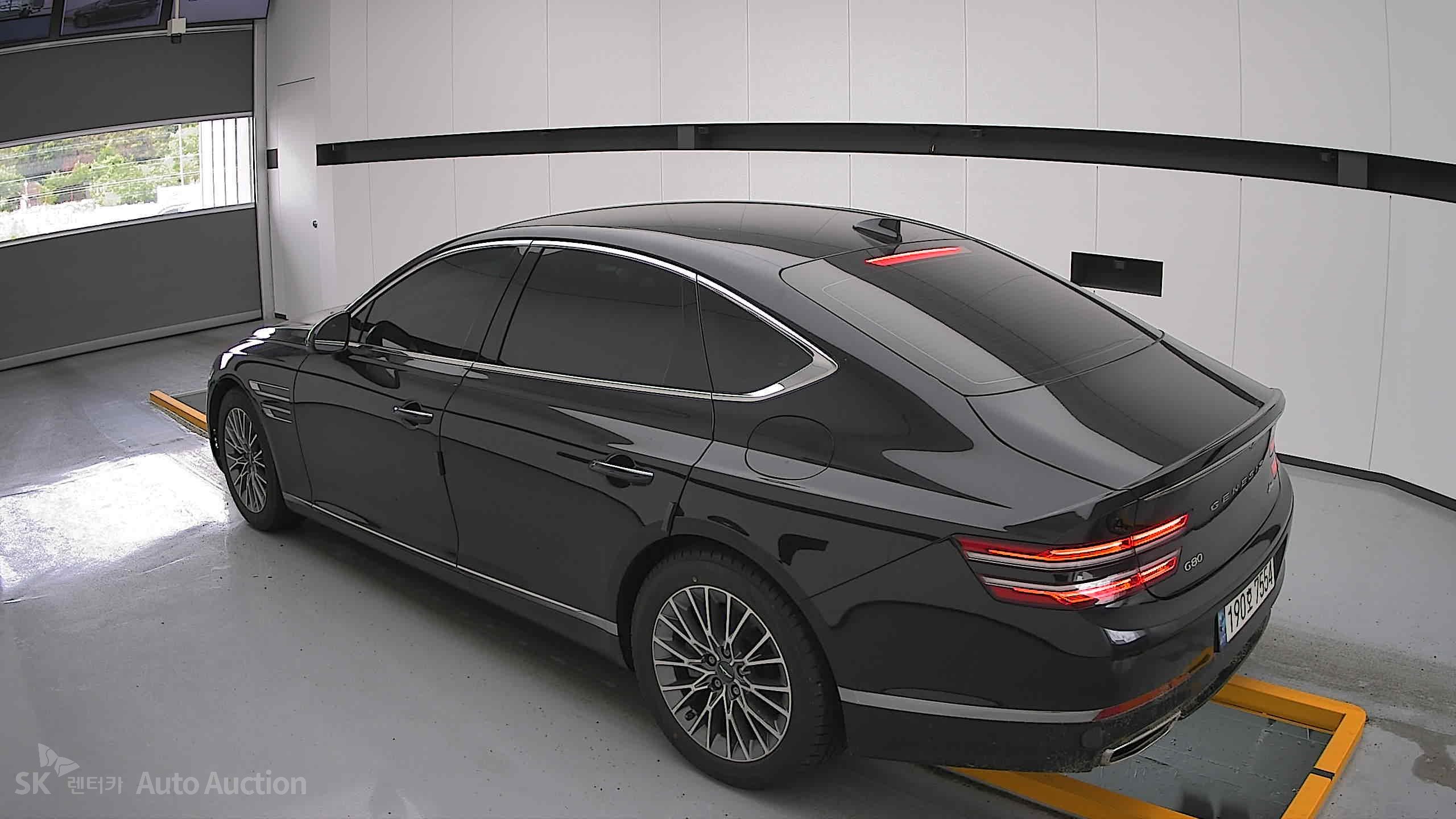 2022 - genesis g80