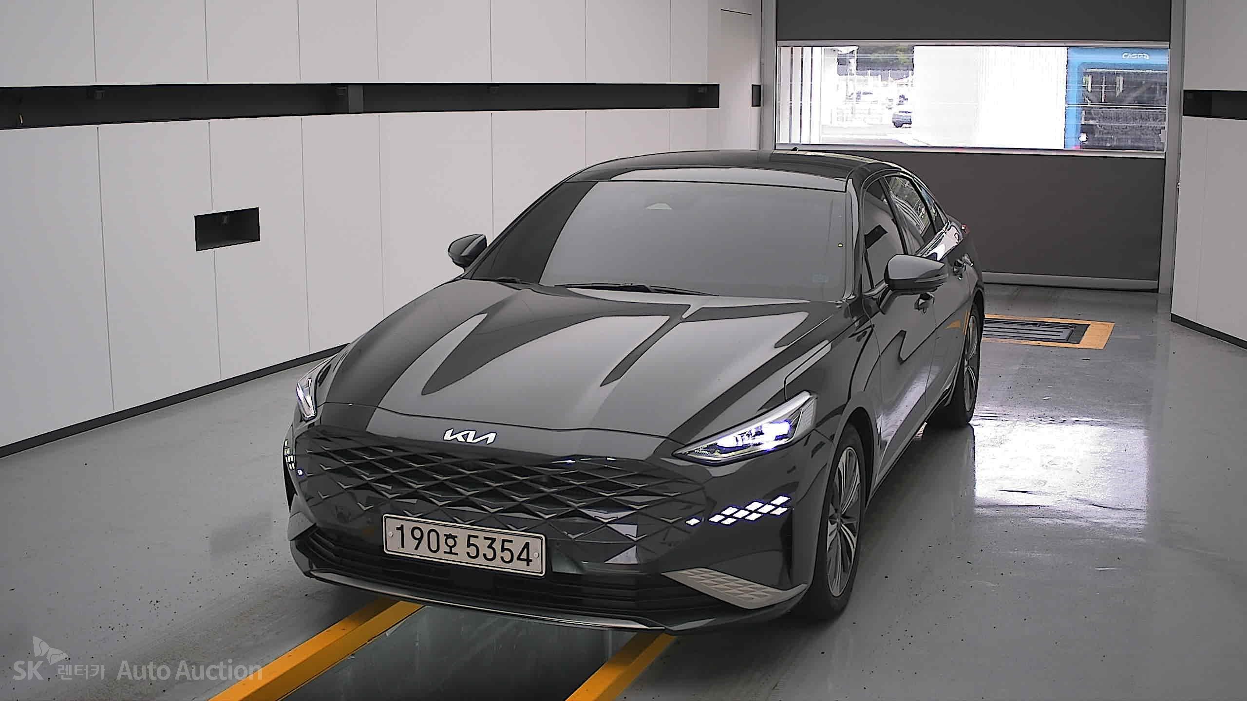 2022 - kia k8