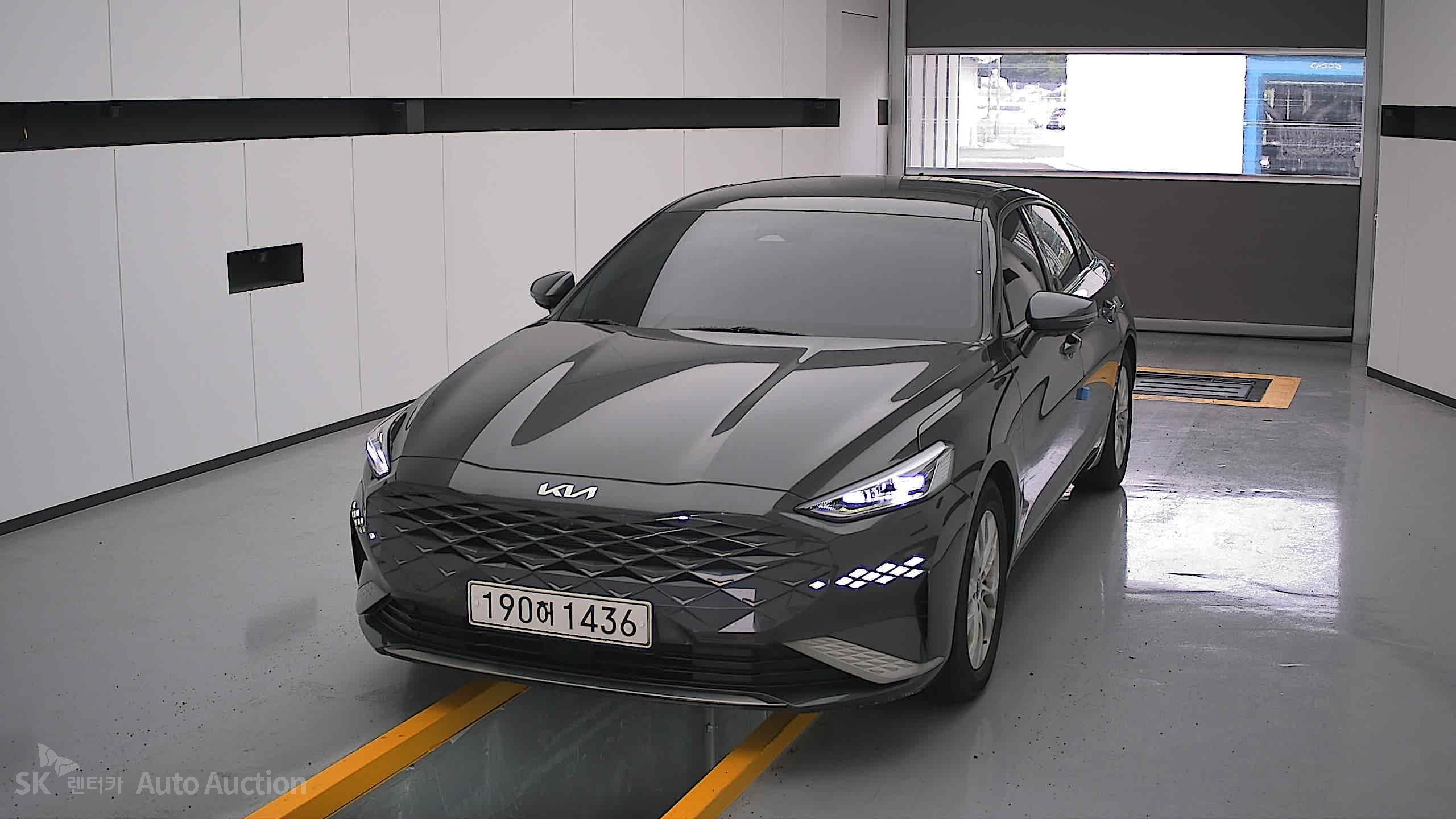 2022 - kia k8