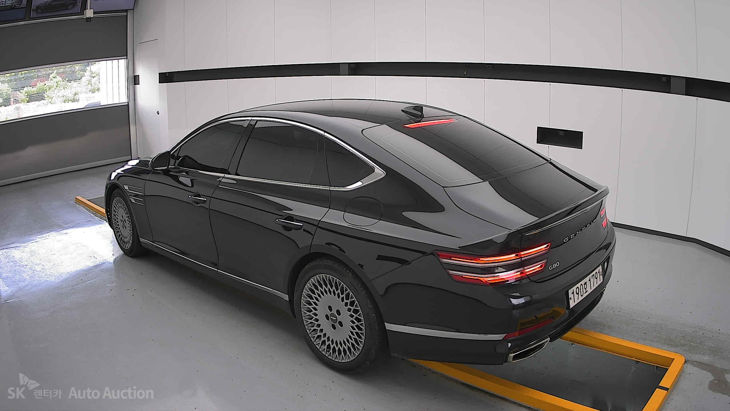 2022 - genesis g80