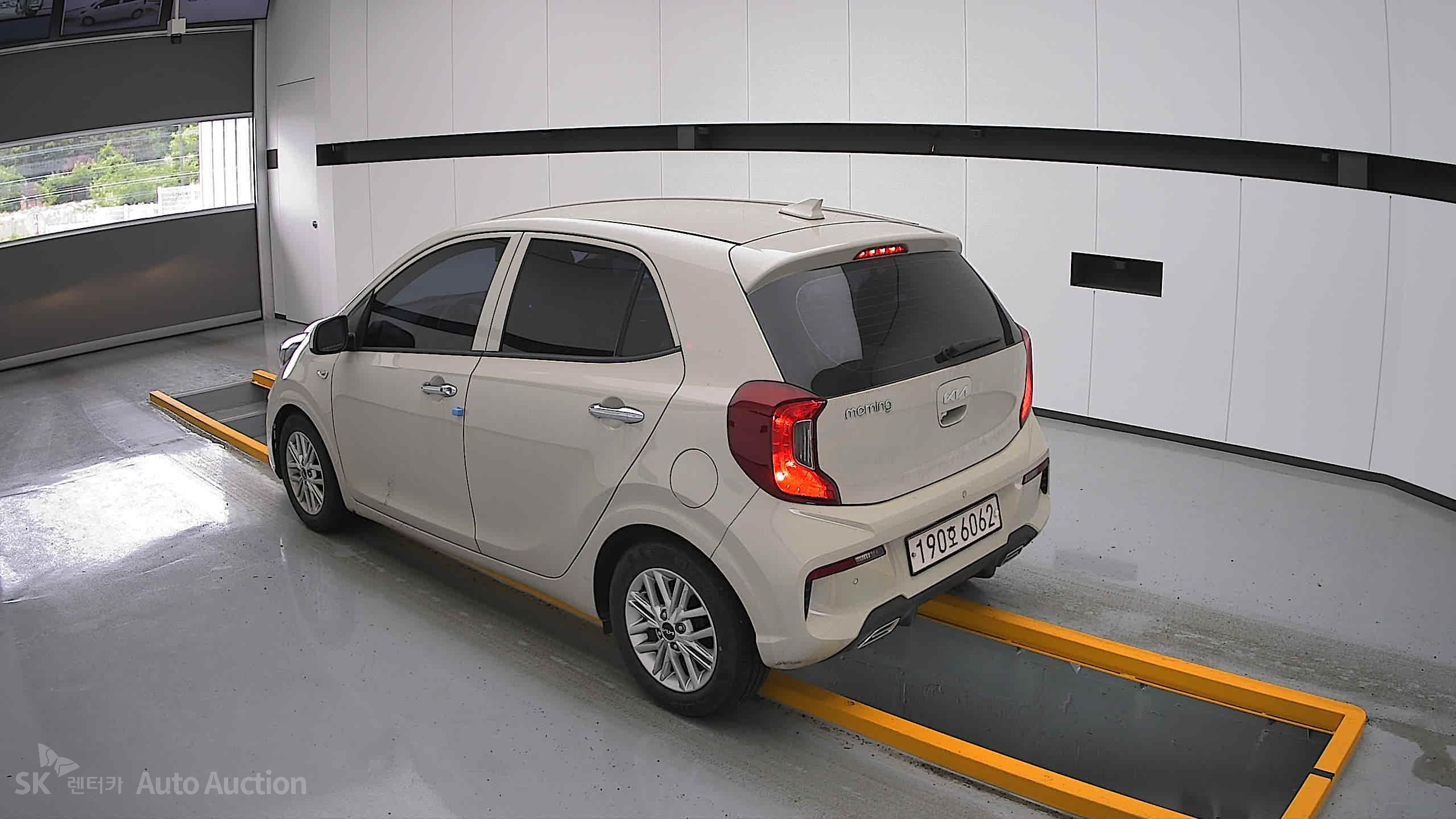 2022 - kia morning
