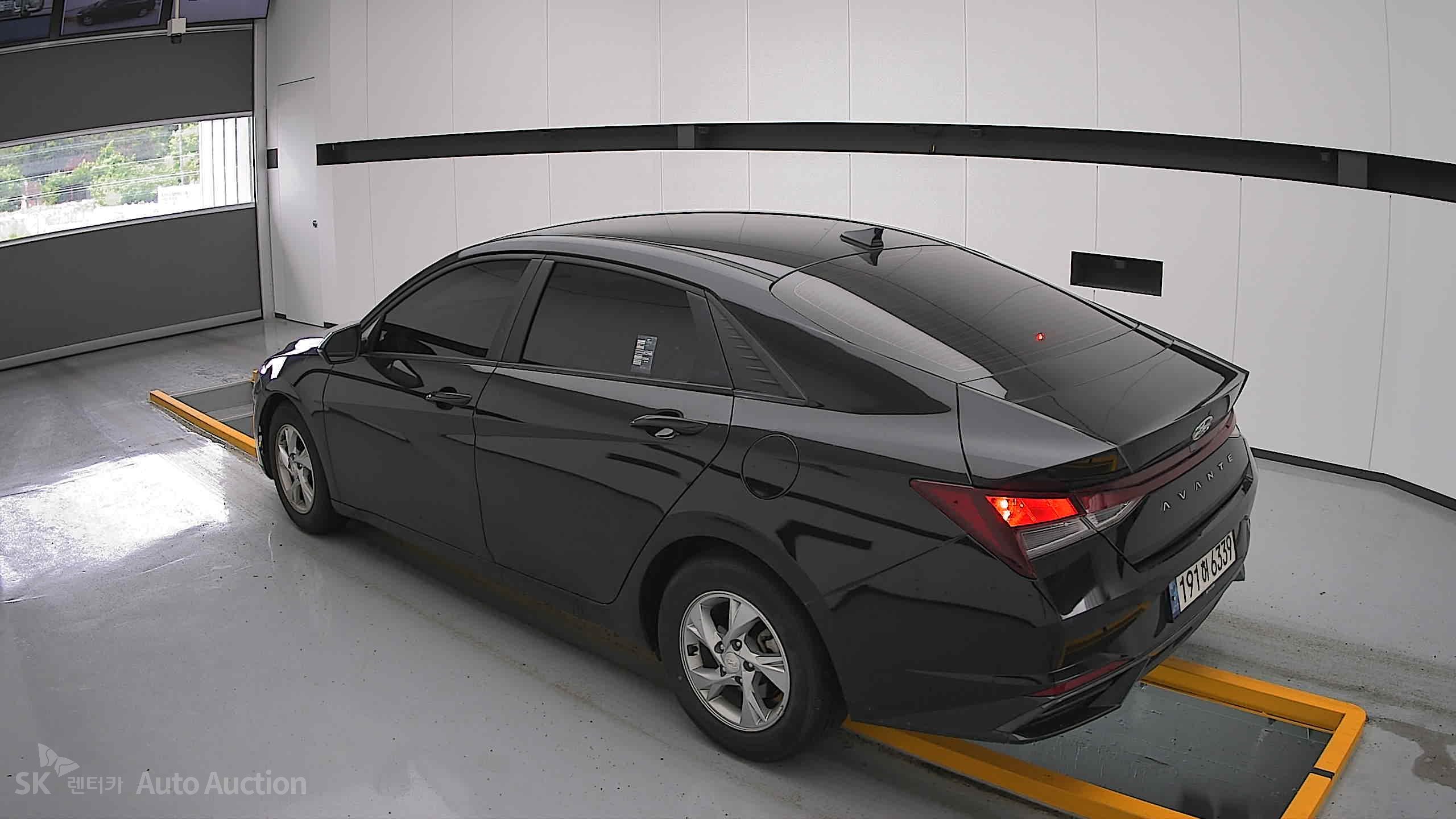 2023 - hyundai avante