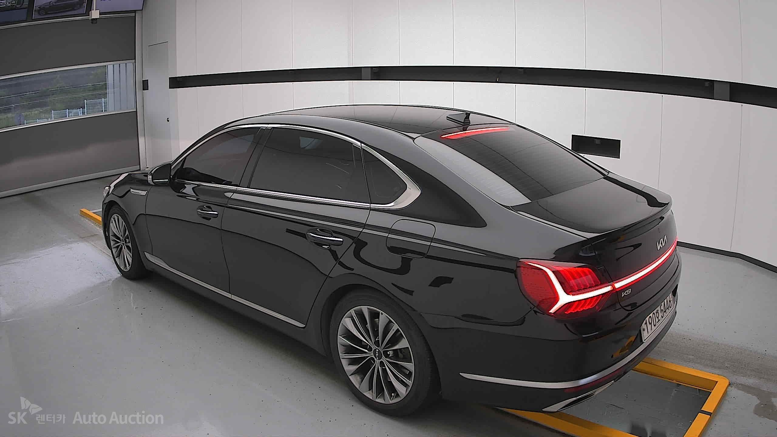 2022 - kia k9