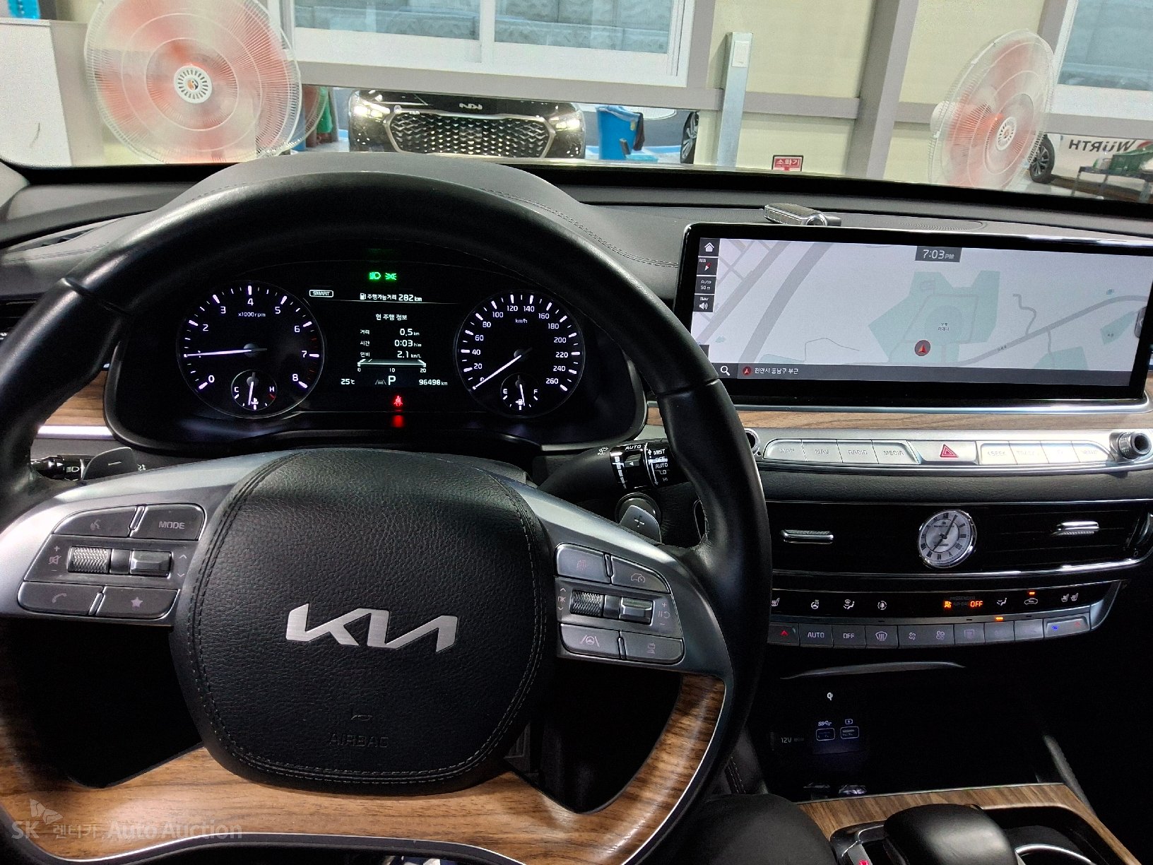 2022 - kia k9
