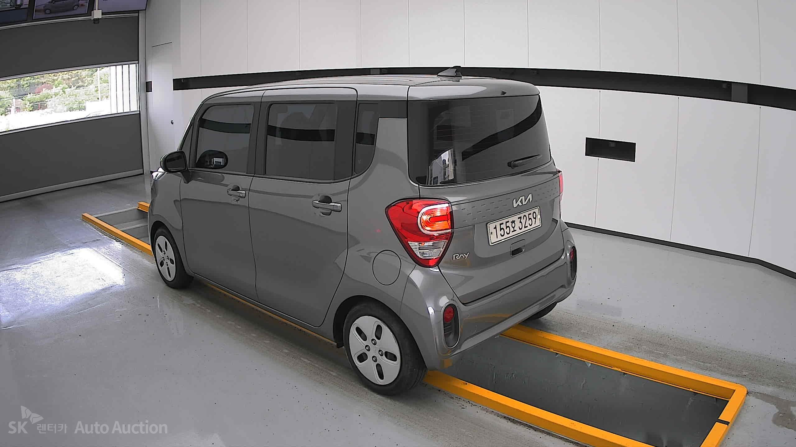 2022 - kia ray