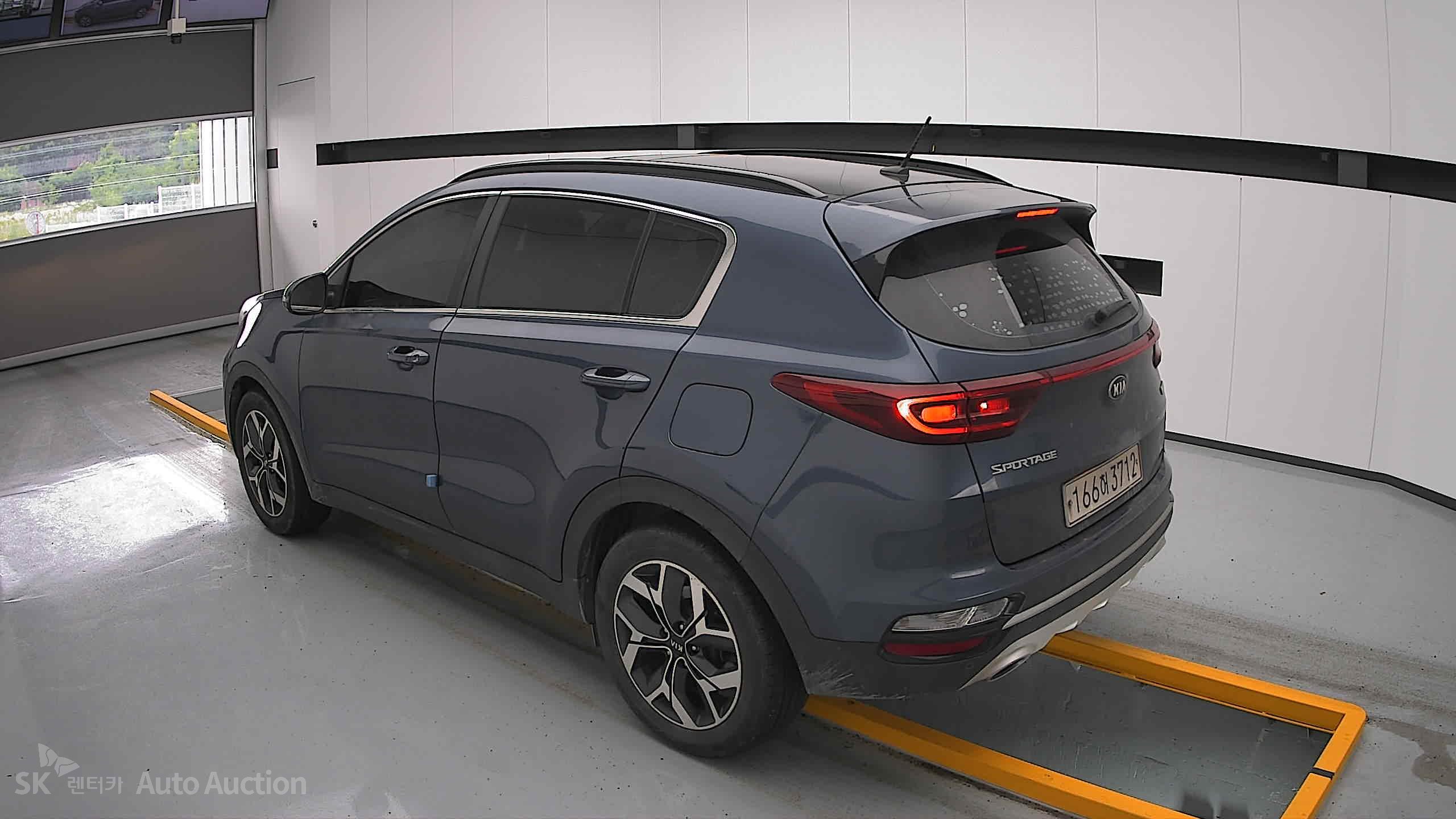 2020 - kia sportage