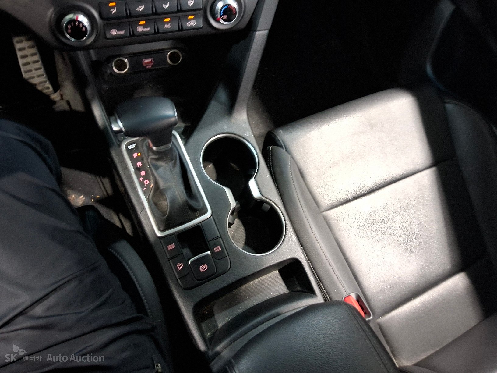 2022 - kia sportage