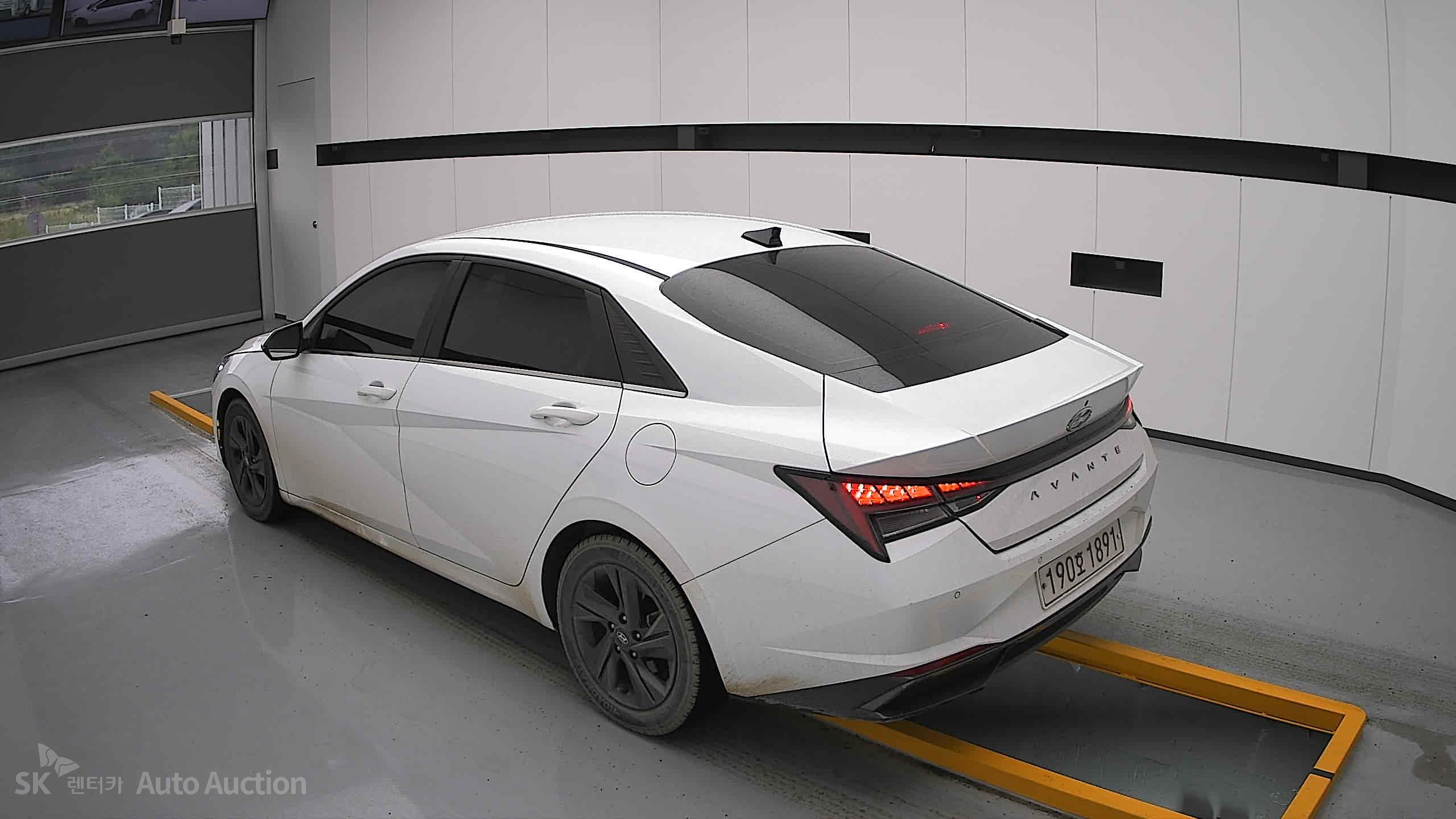 2022 - hyundai avante