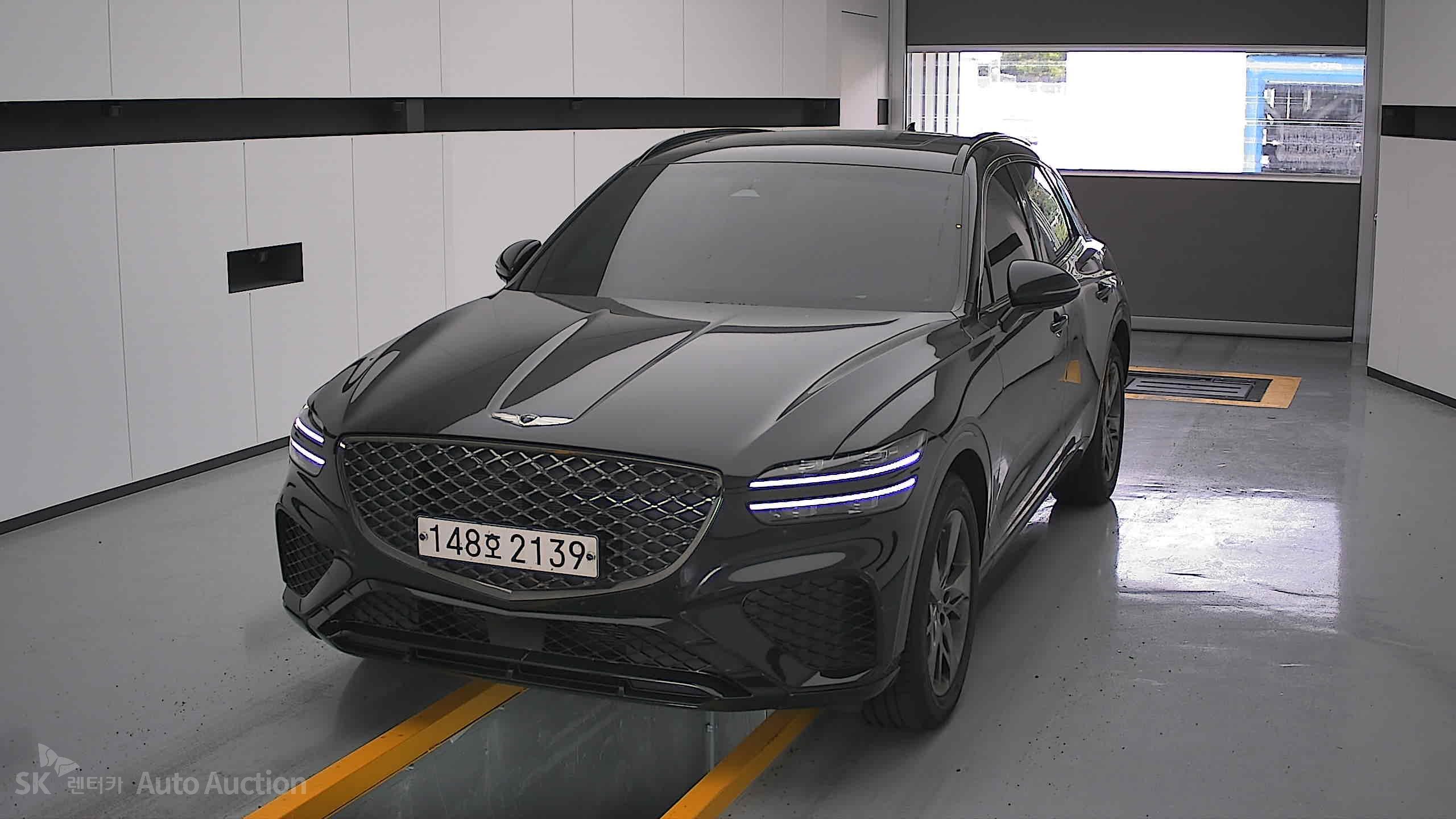 2021 - genesis gv70