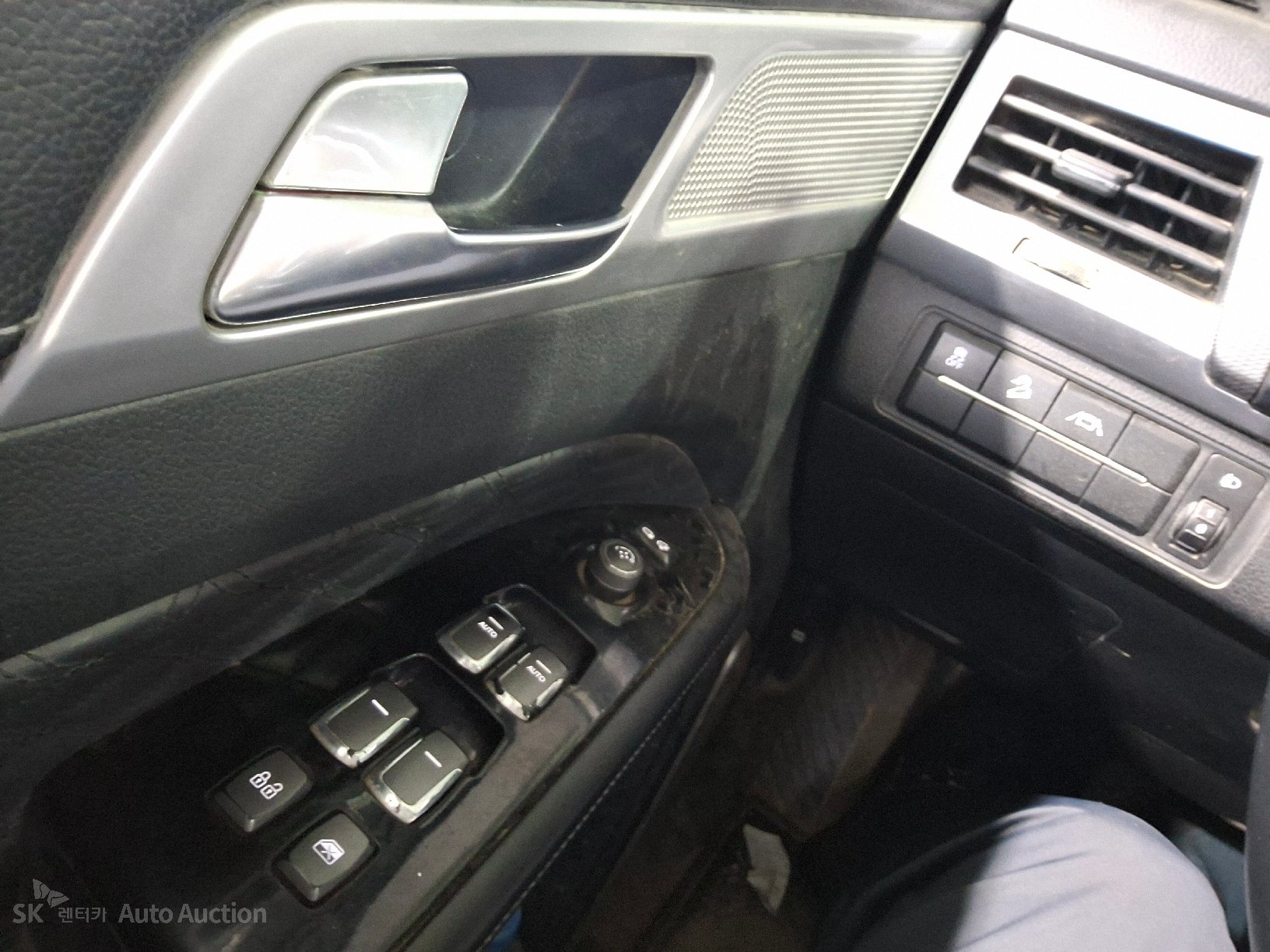 2023 - kg mobility (ssangyong) rexton