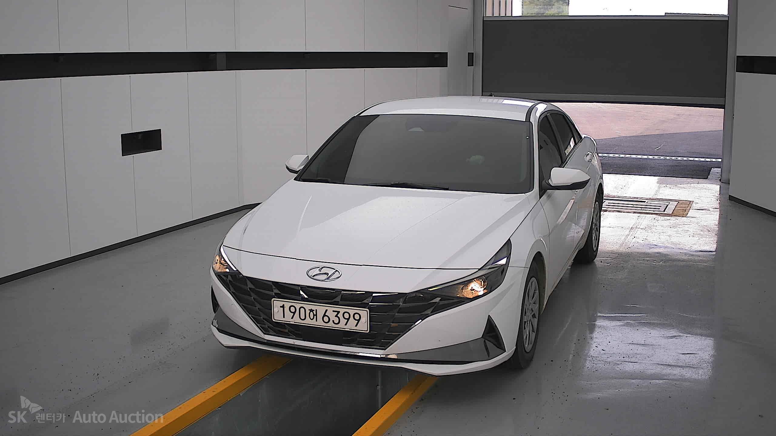 2022 - hyundai avante
