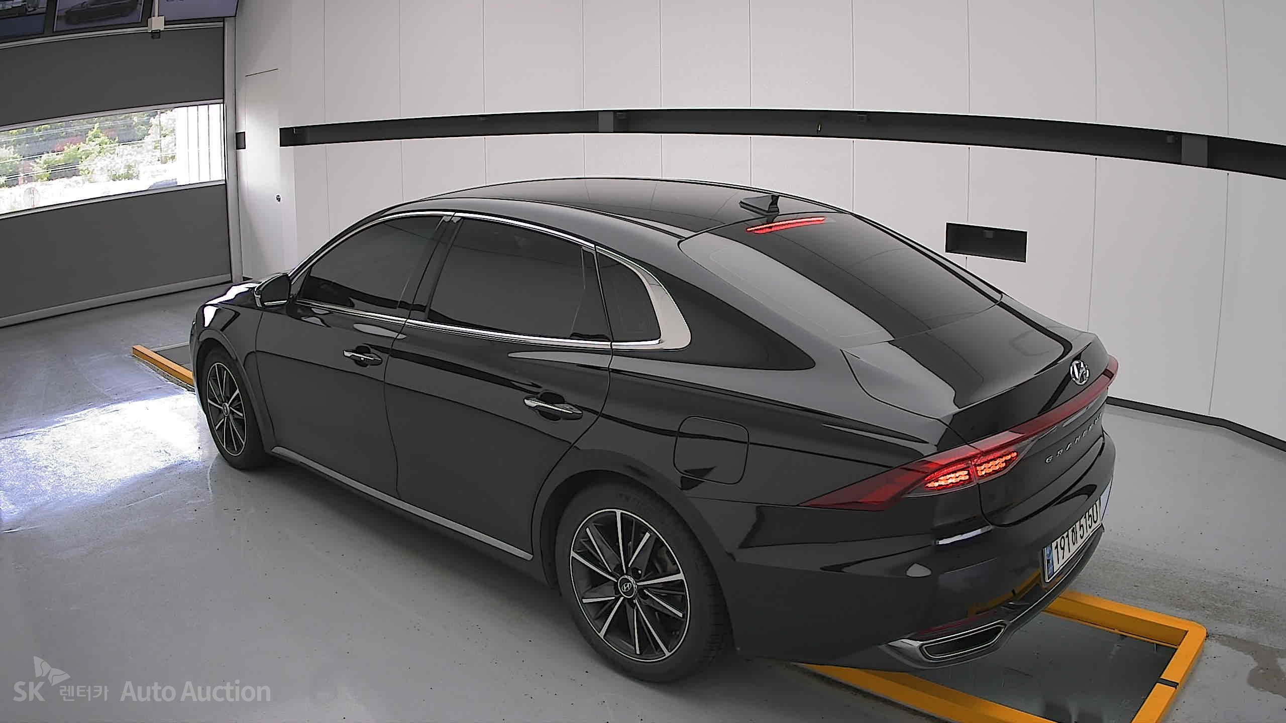 2022 - hyundai grandeur