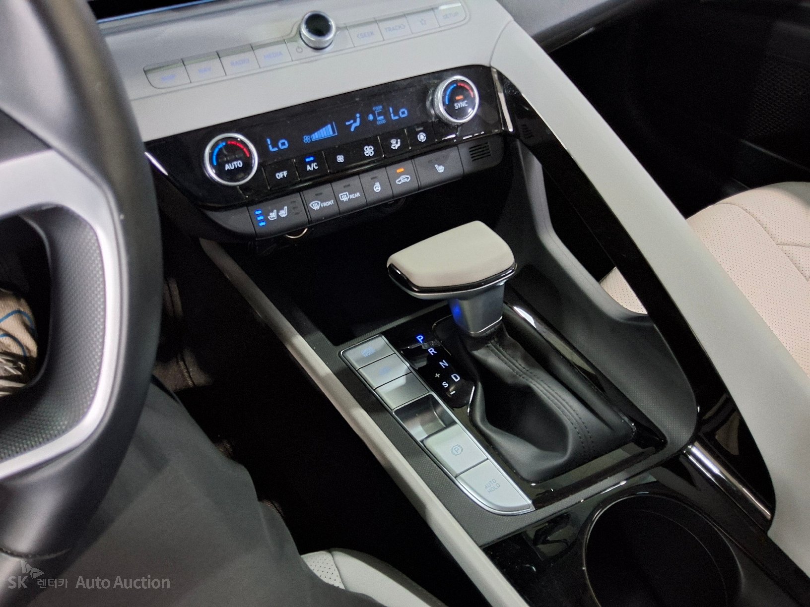 2021 - hyundai avante