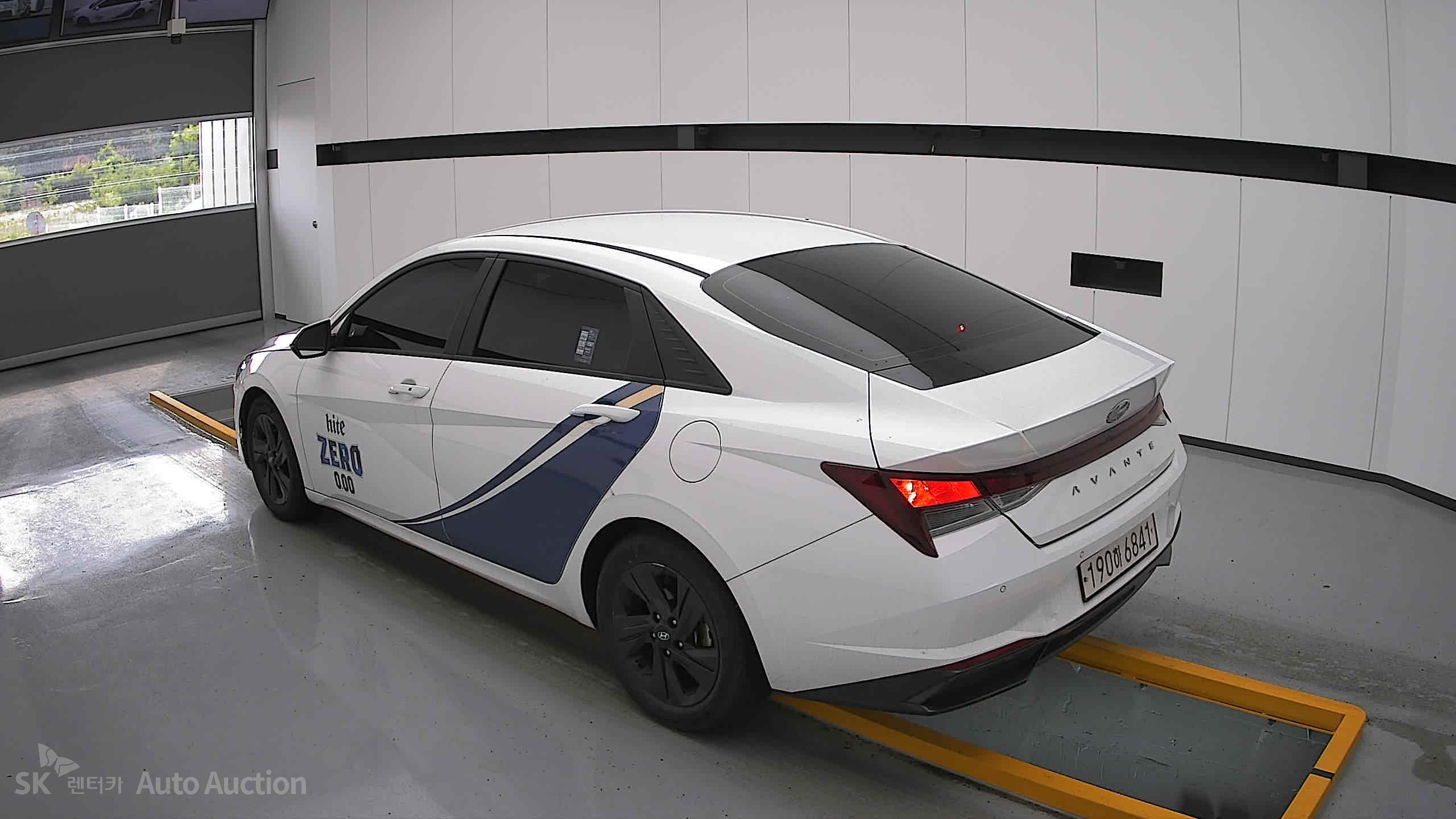 2023 - hyundai avante