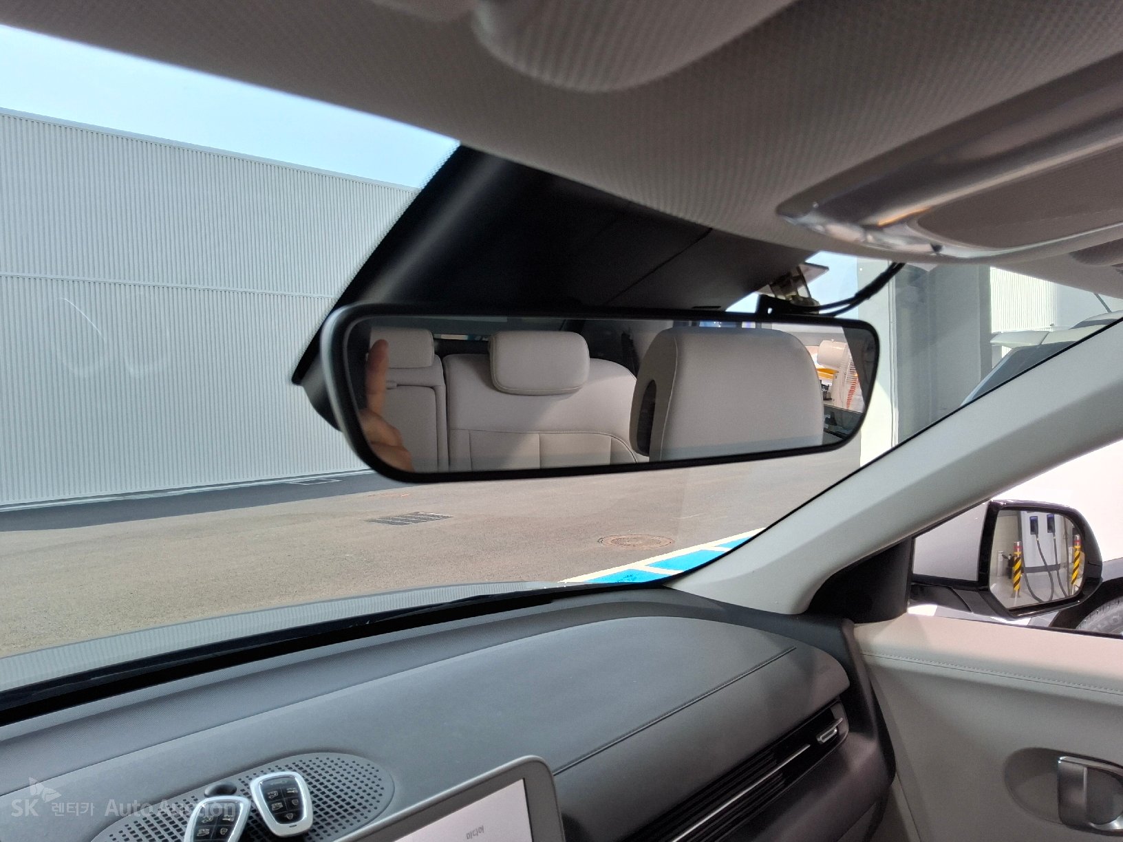 2022 - hyundai ioniq