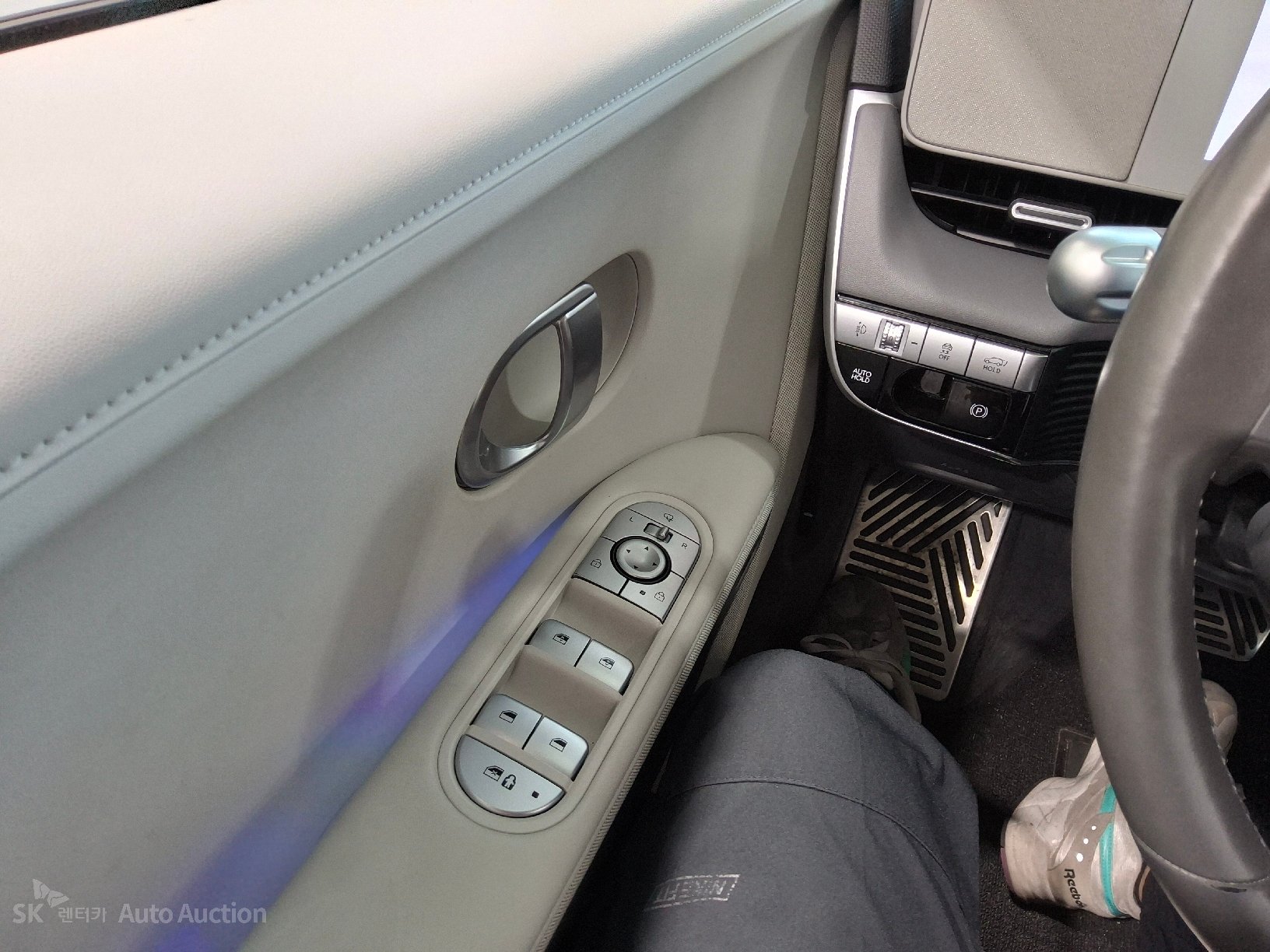 2022 - hyundai ioniq