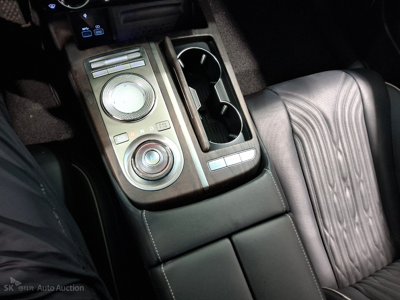 2022 - genesis g80
