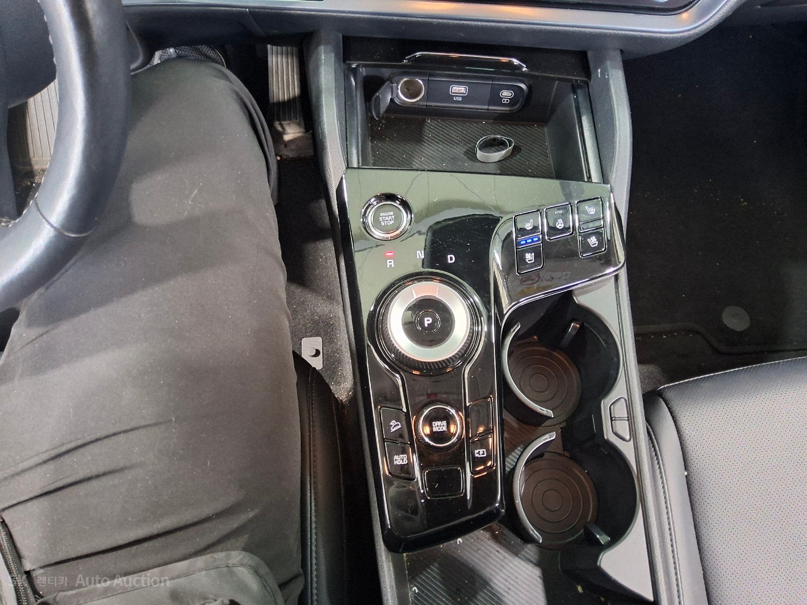 2022 - kia sportage