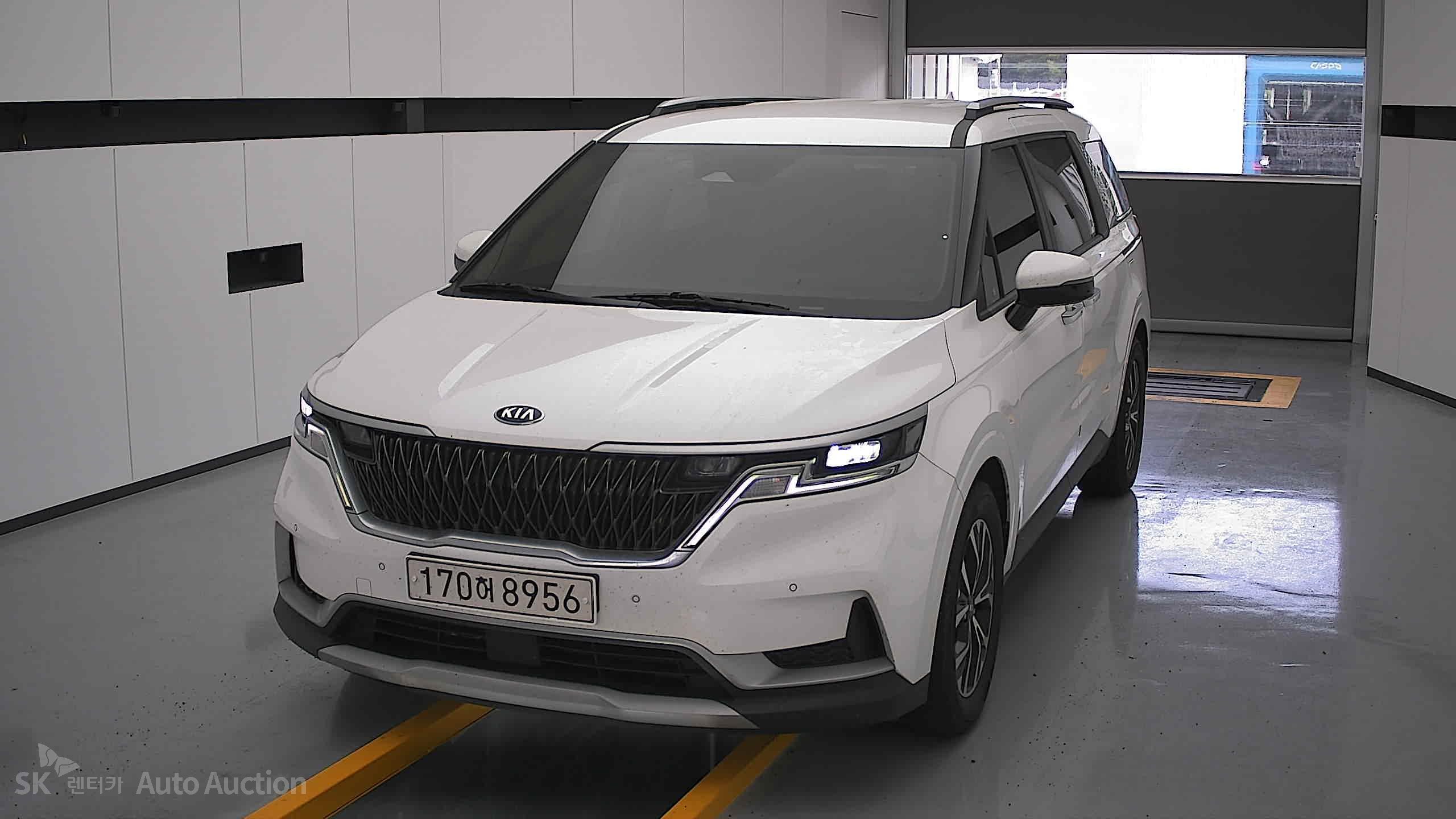 2021 - kia carnival