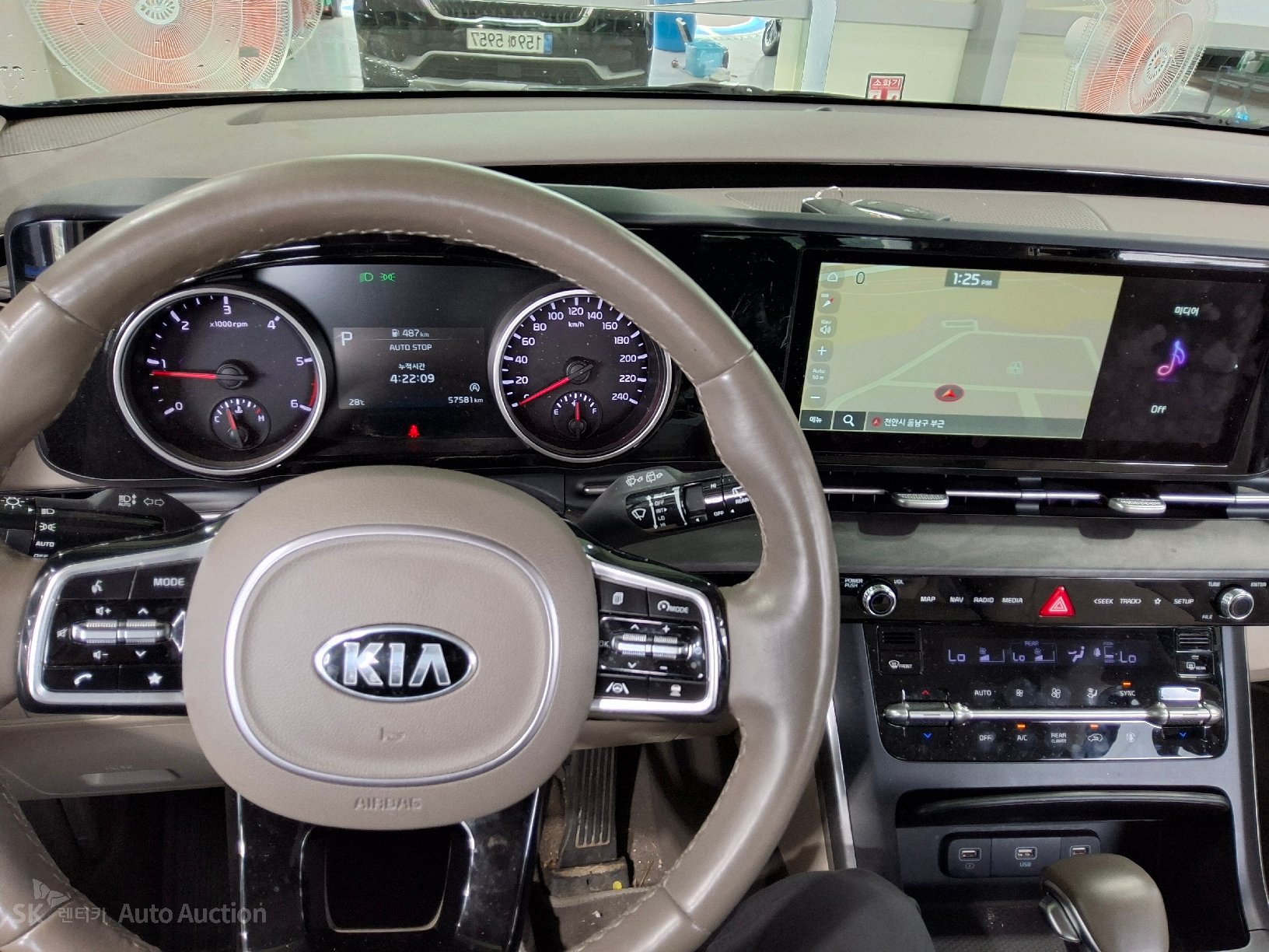 2021 - kia carnival