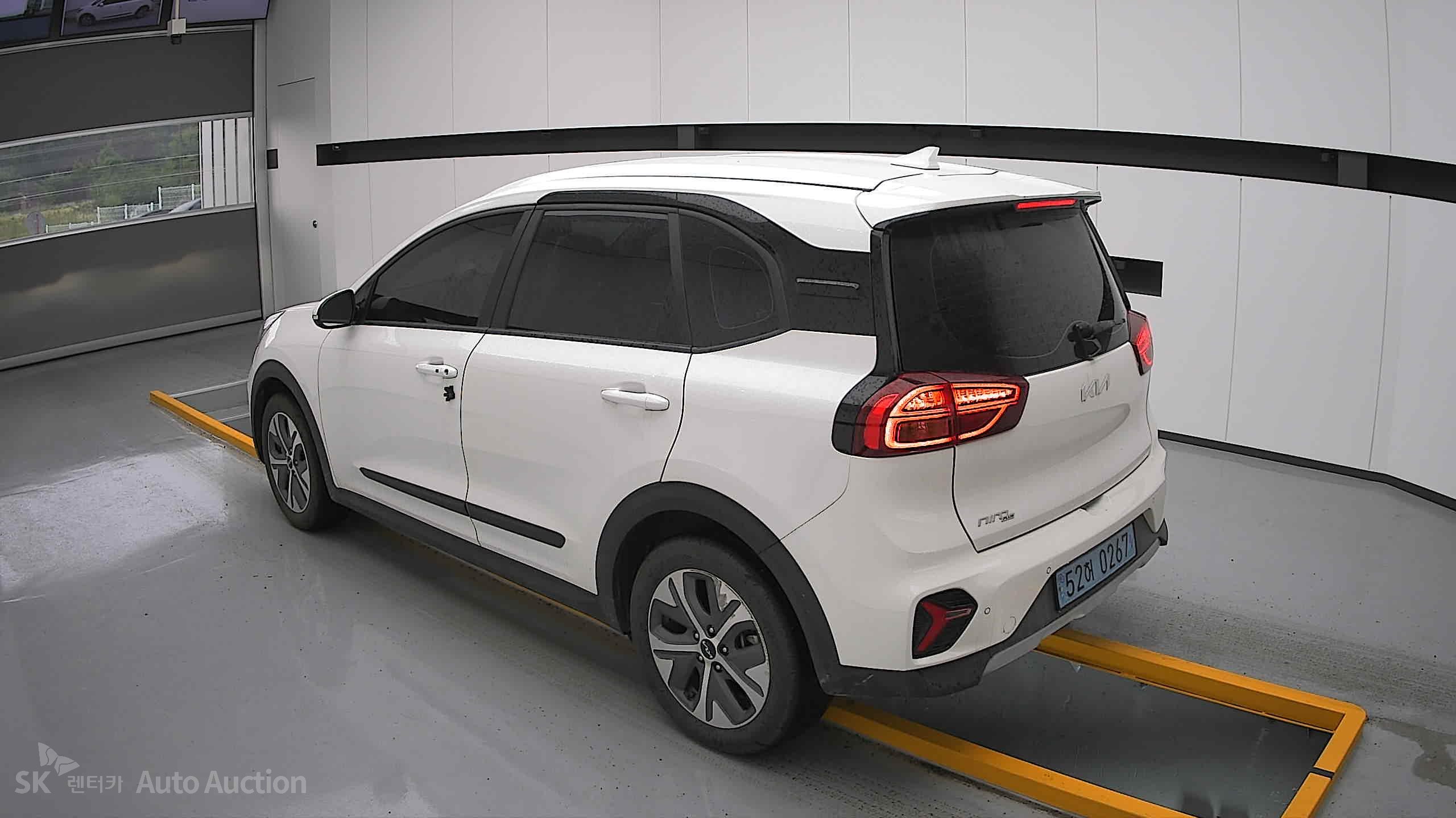 2023 - kia niro