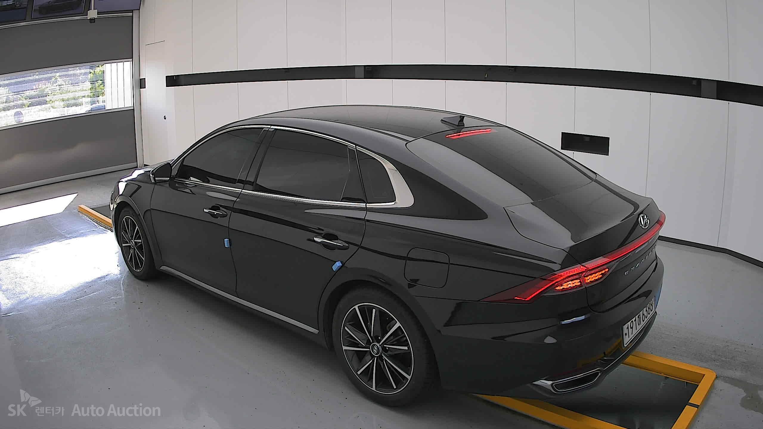 2022 - hyundai grandeur