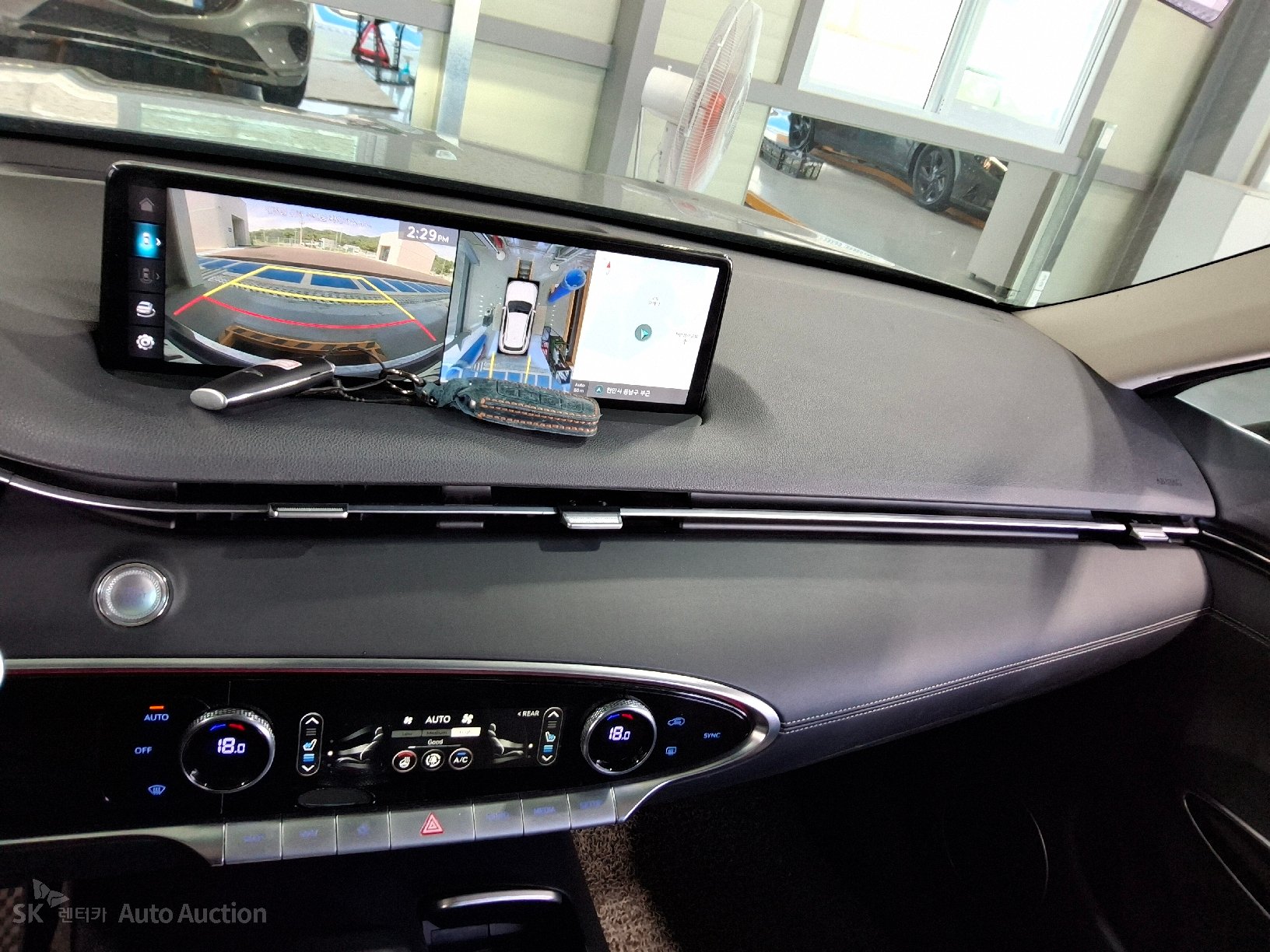 2023 - genesis gv70