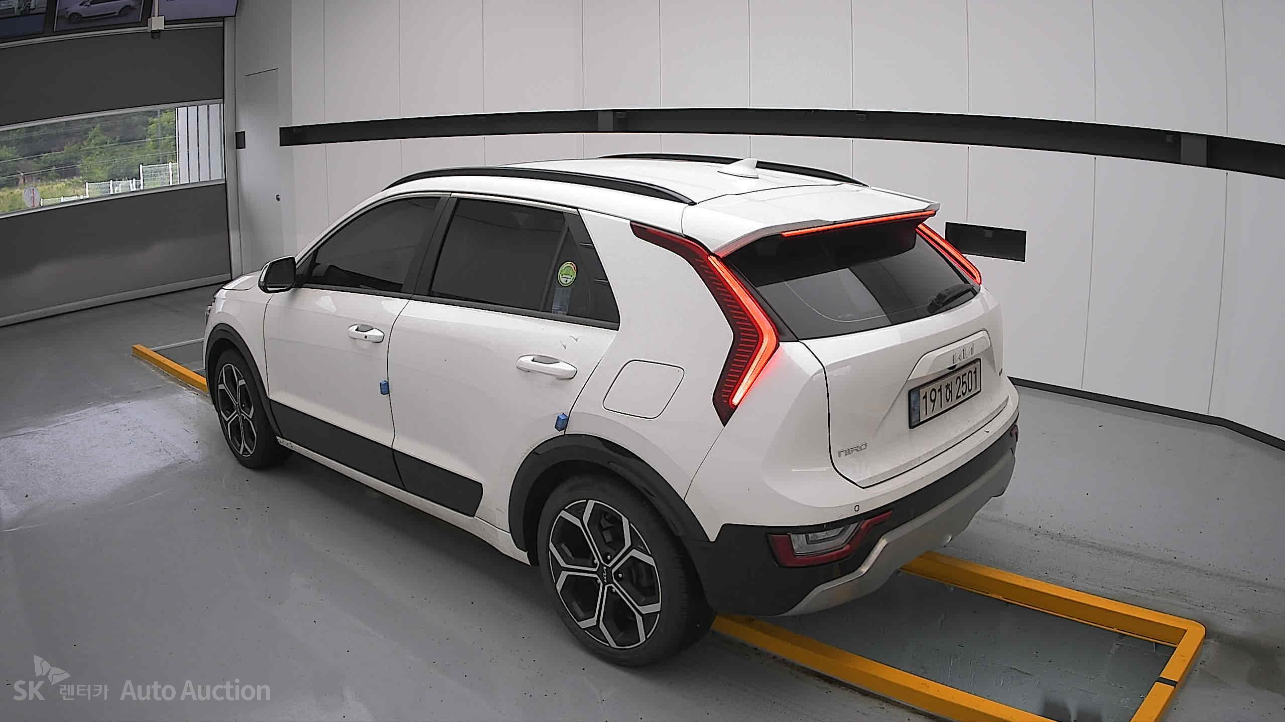 2022 - kia all-new niro
