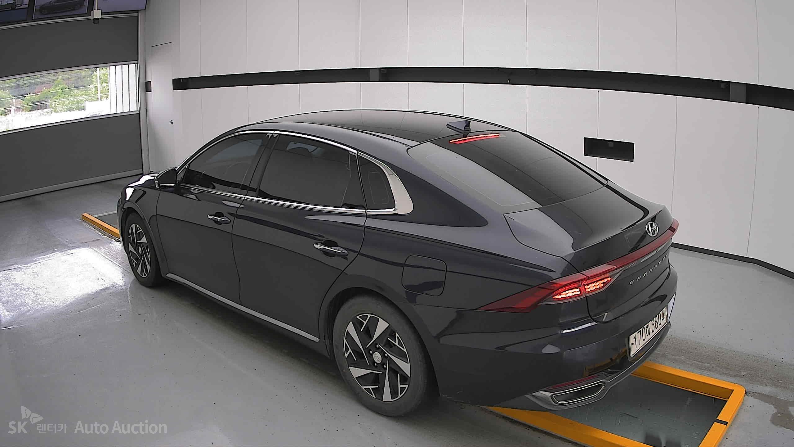 2020 - hyundai grandeur