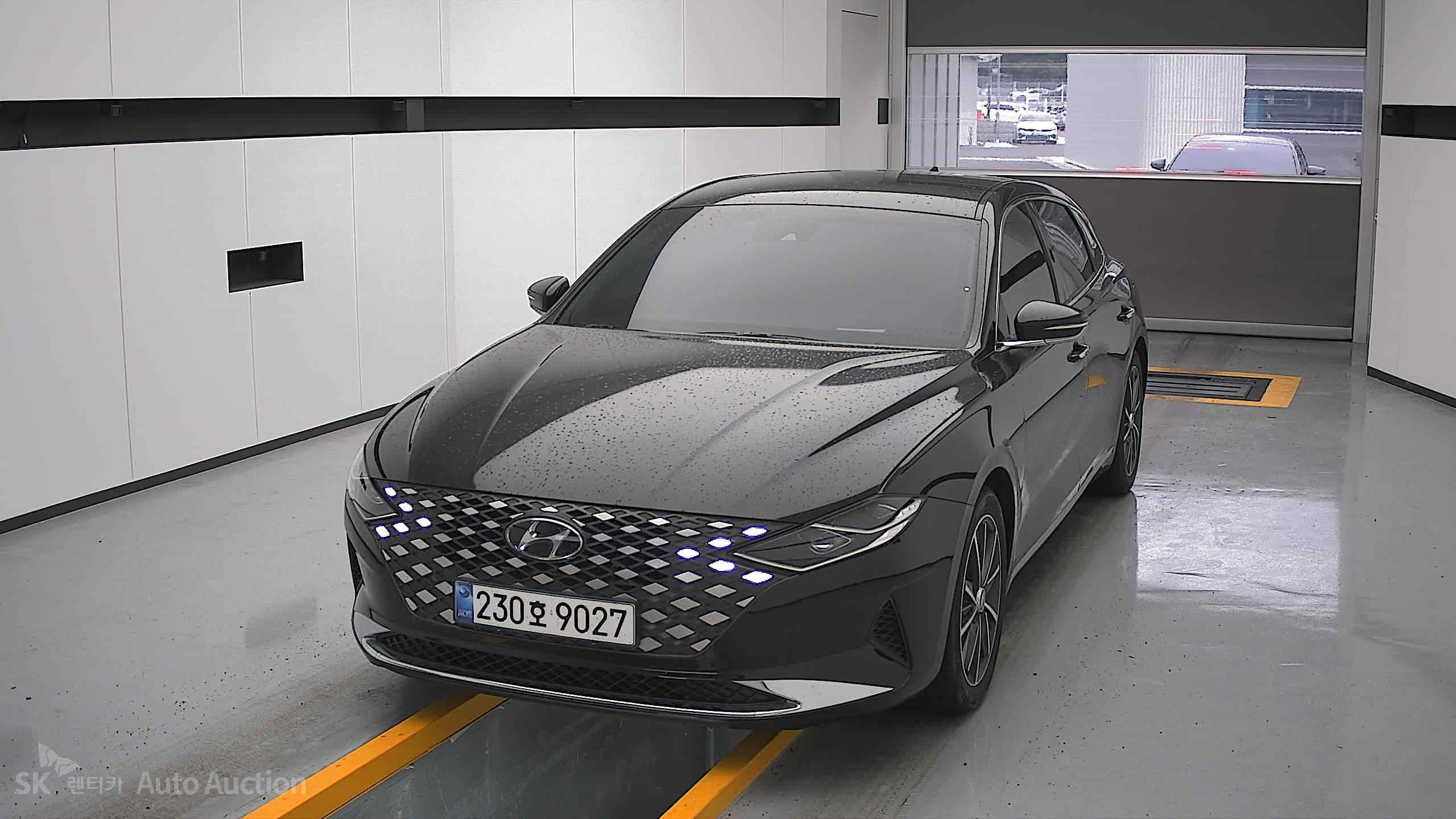 2022 - hyundai grandeur