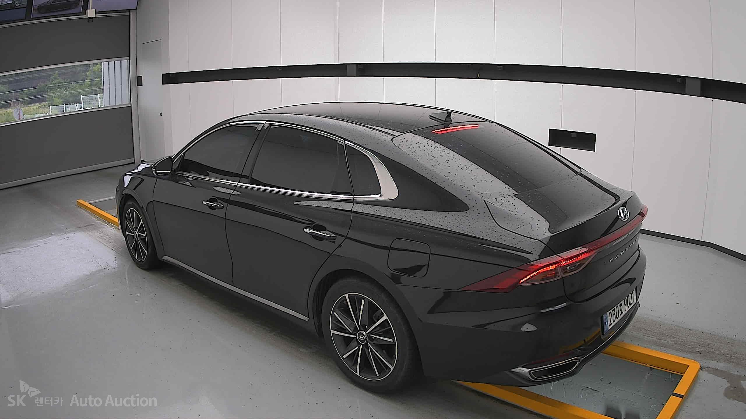 2022 - hyundai grandeur