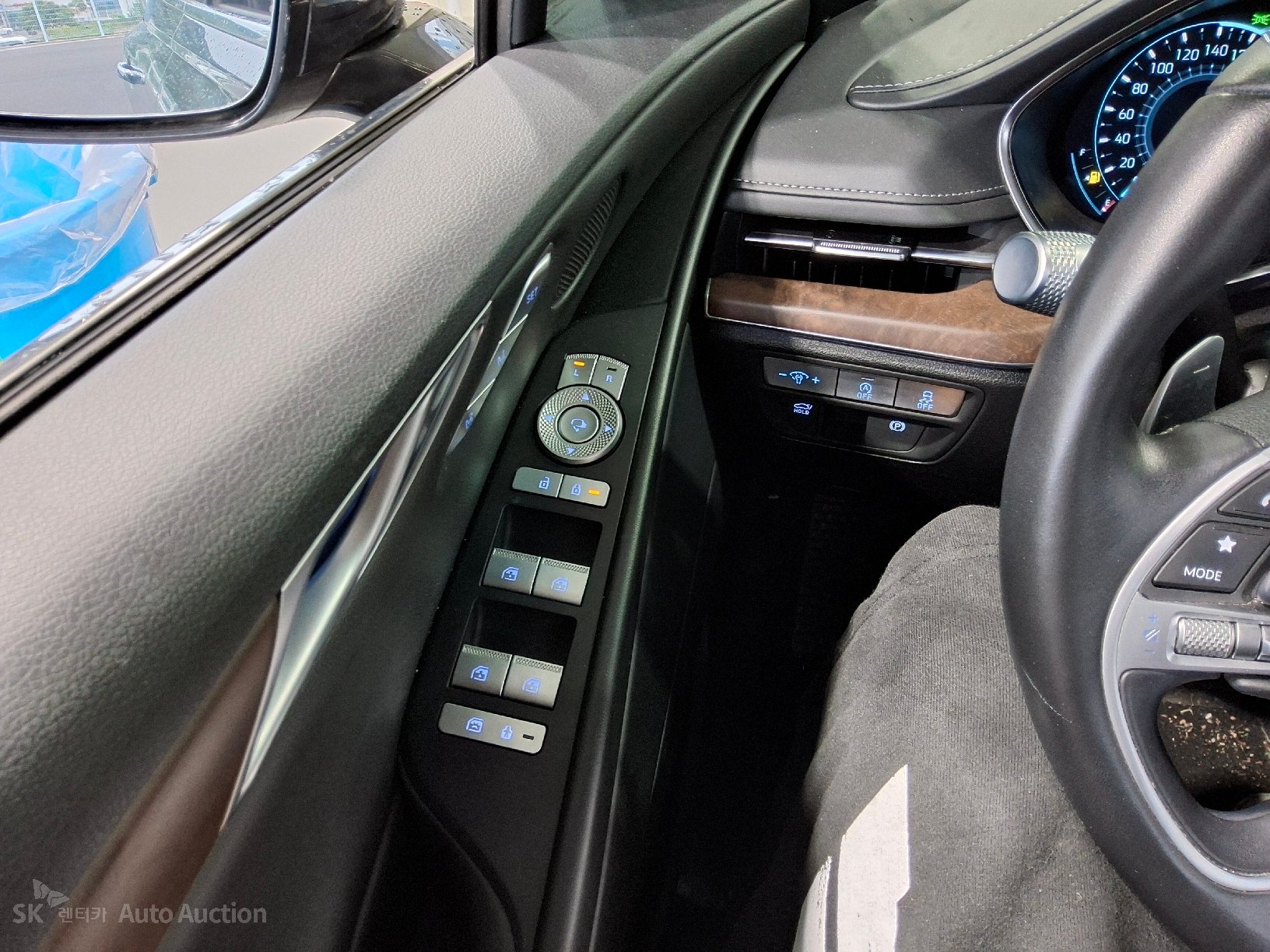 2022 - genesis g80