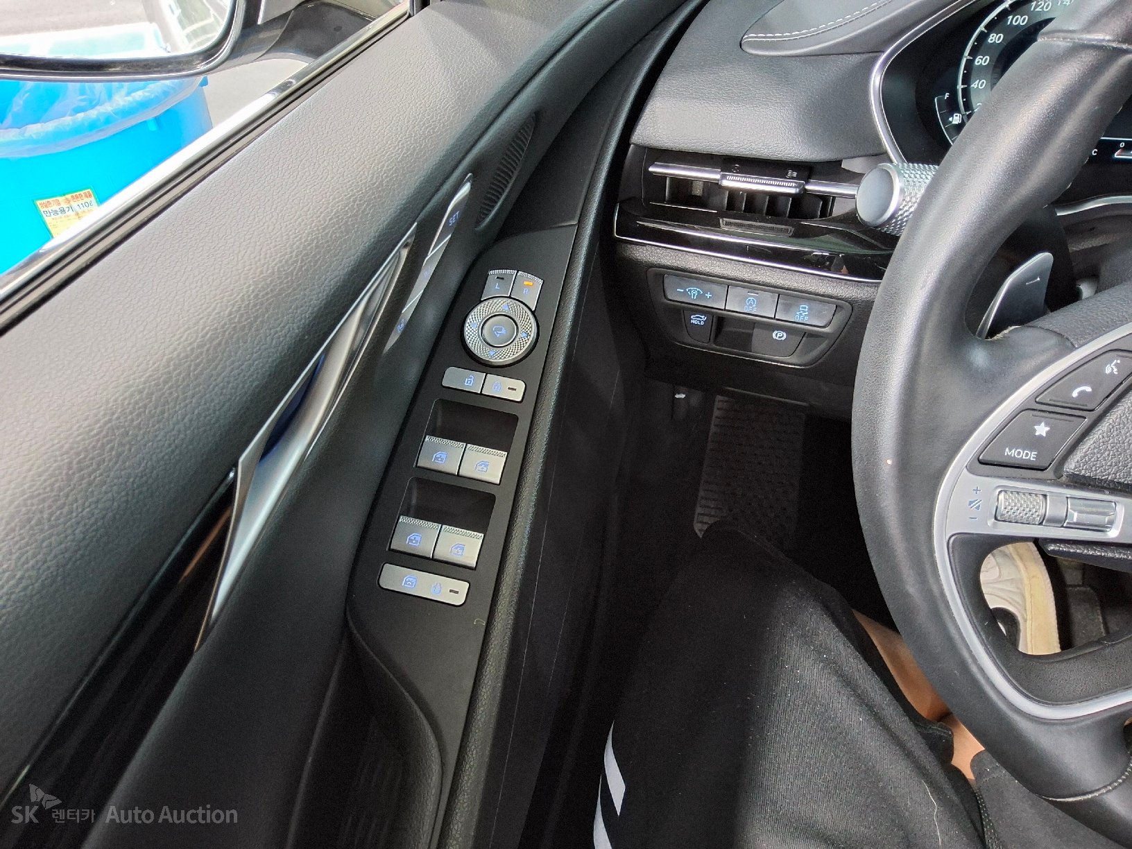 2022 - genesis g80