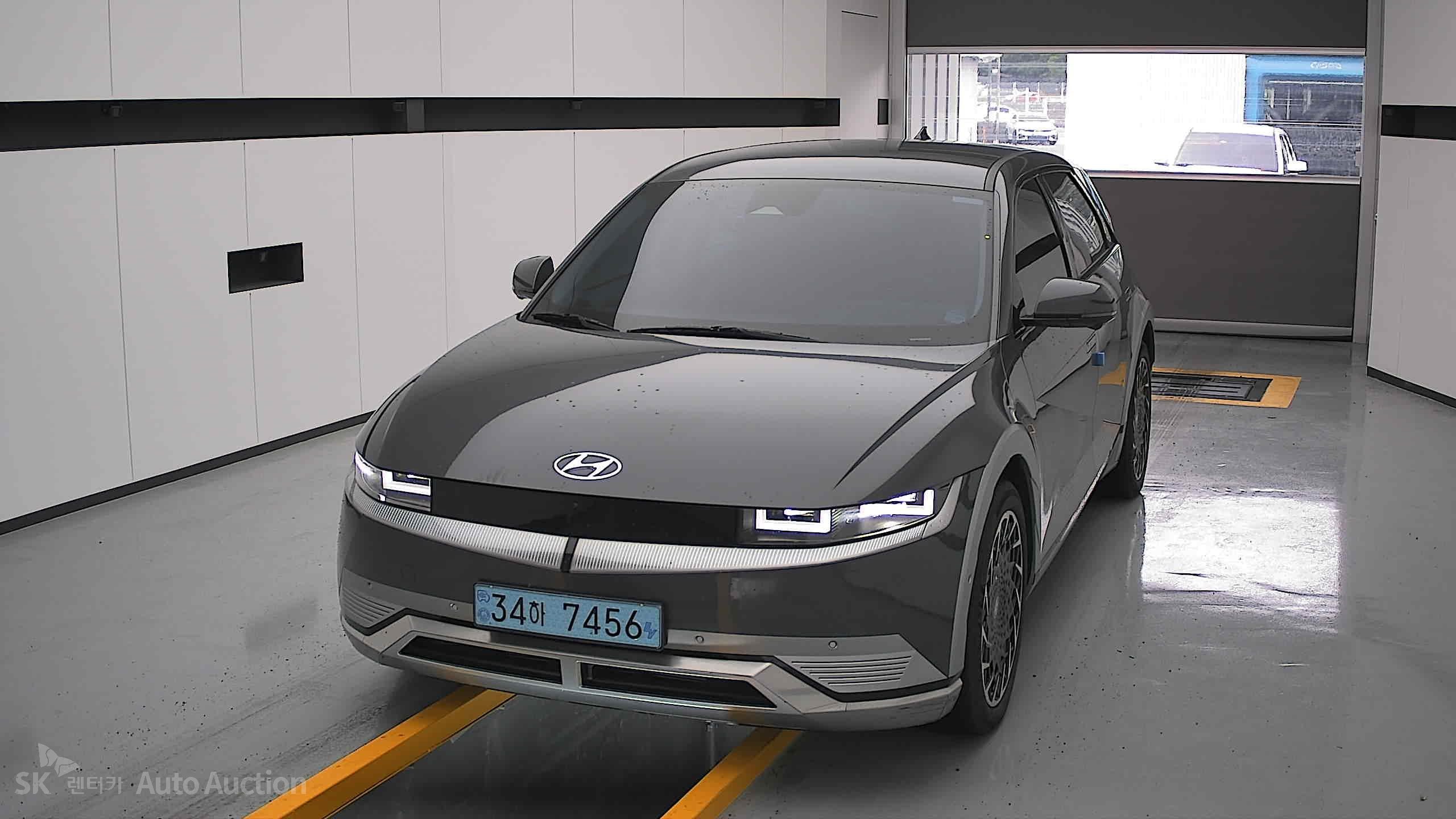 2023 - hyundai ioniq