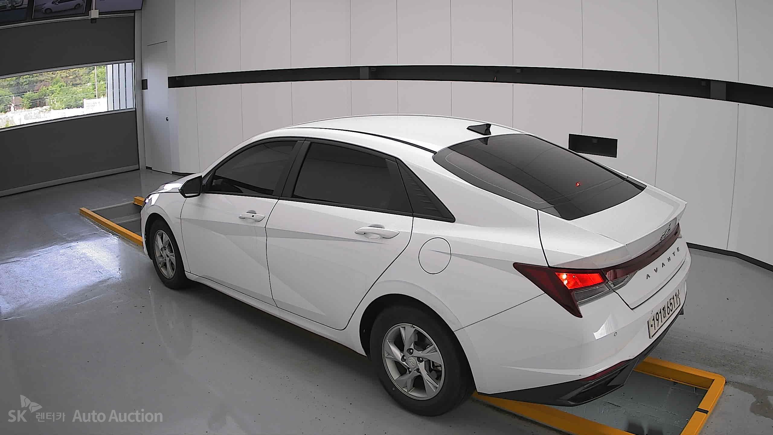 2022 - hyundai avante