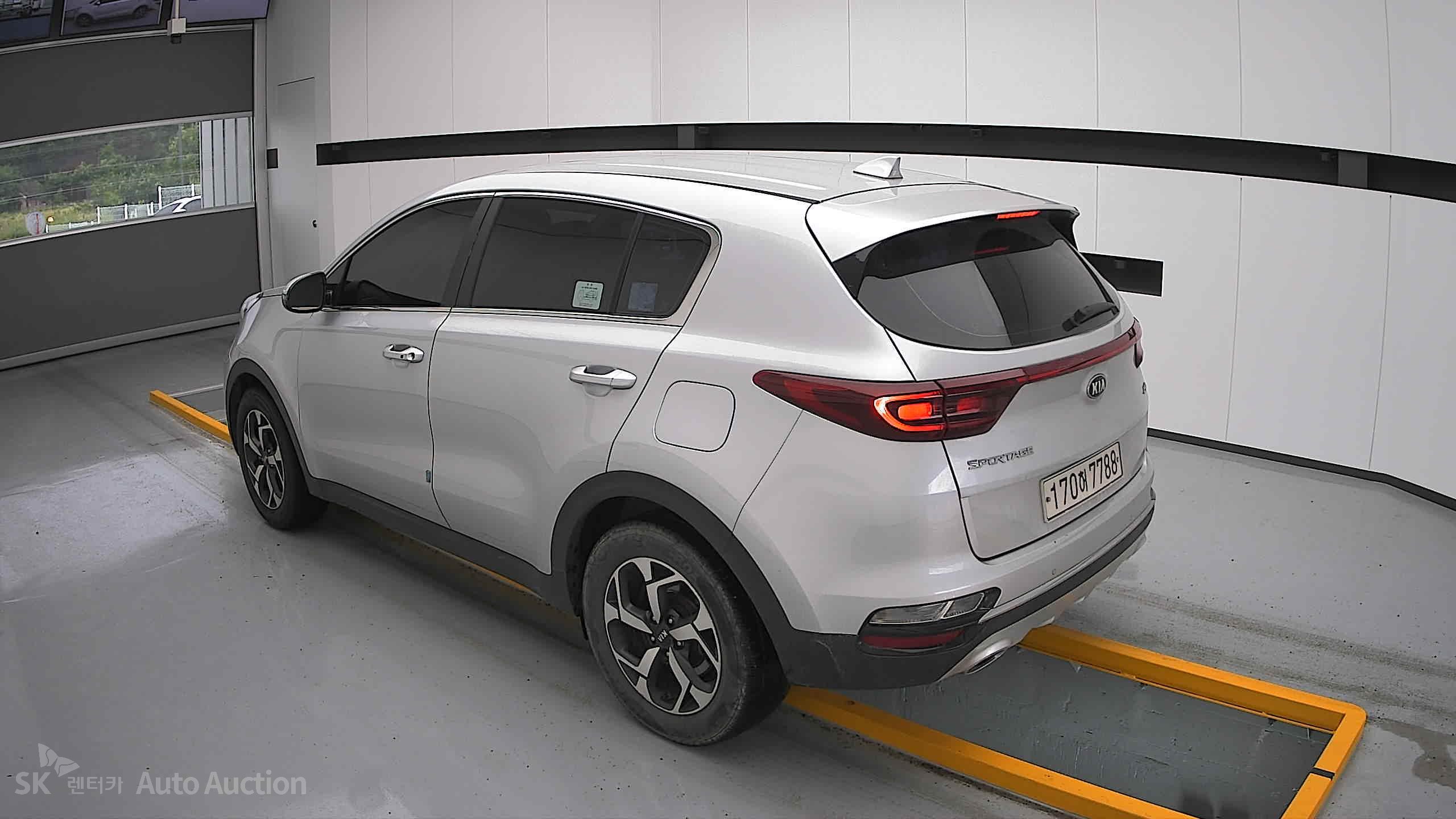 2022 - kia sportage