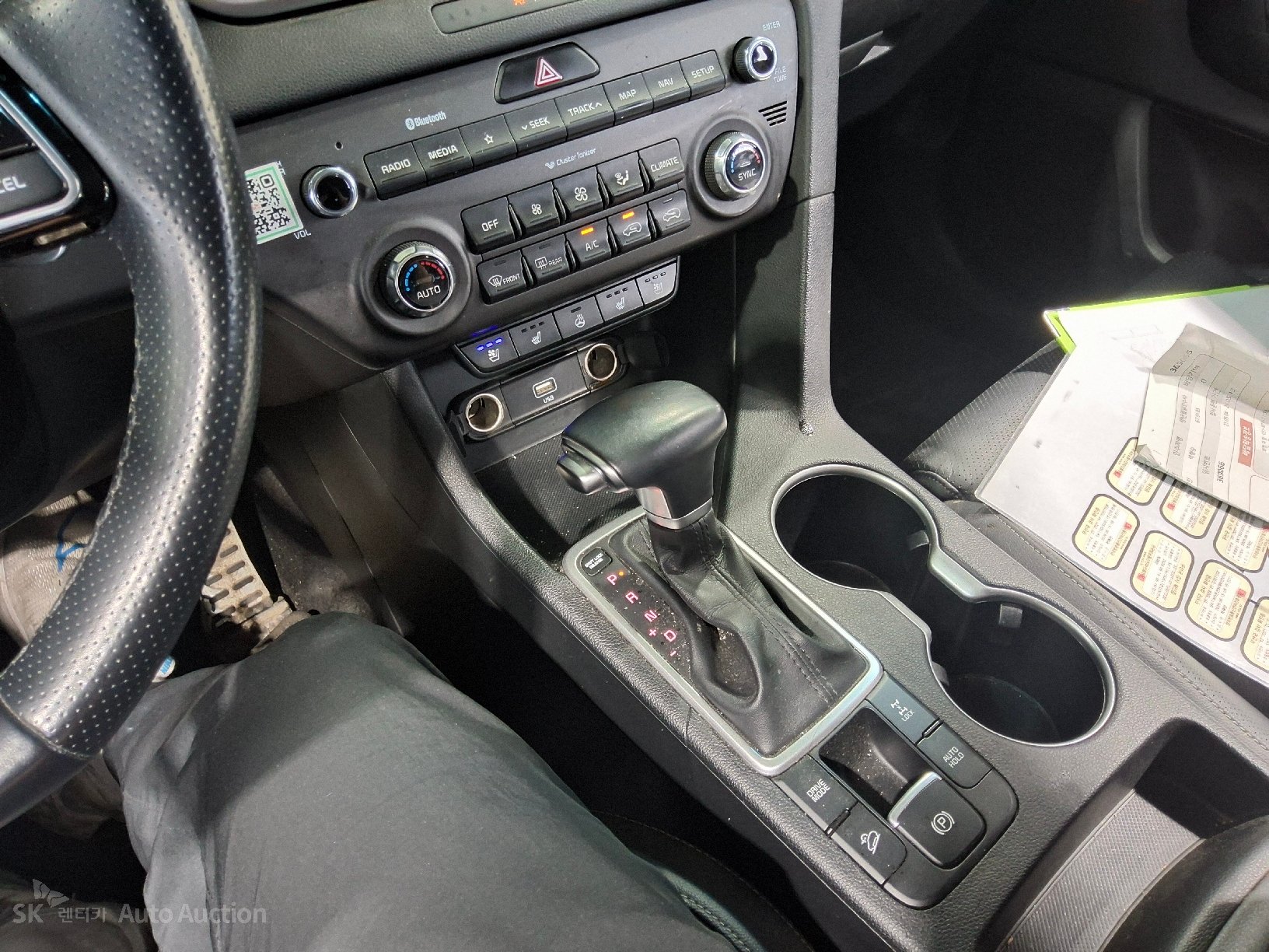 2022 - kia sportage