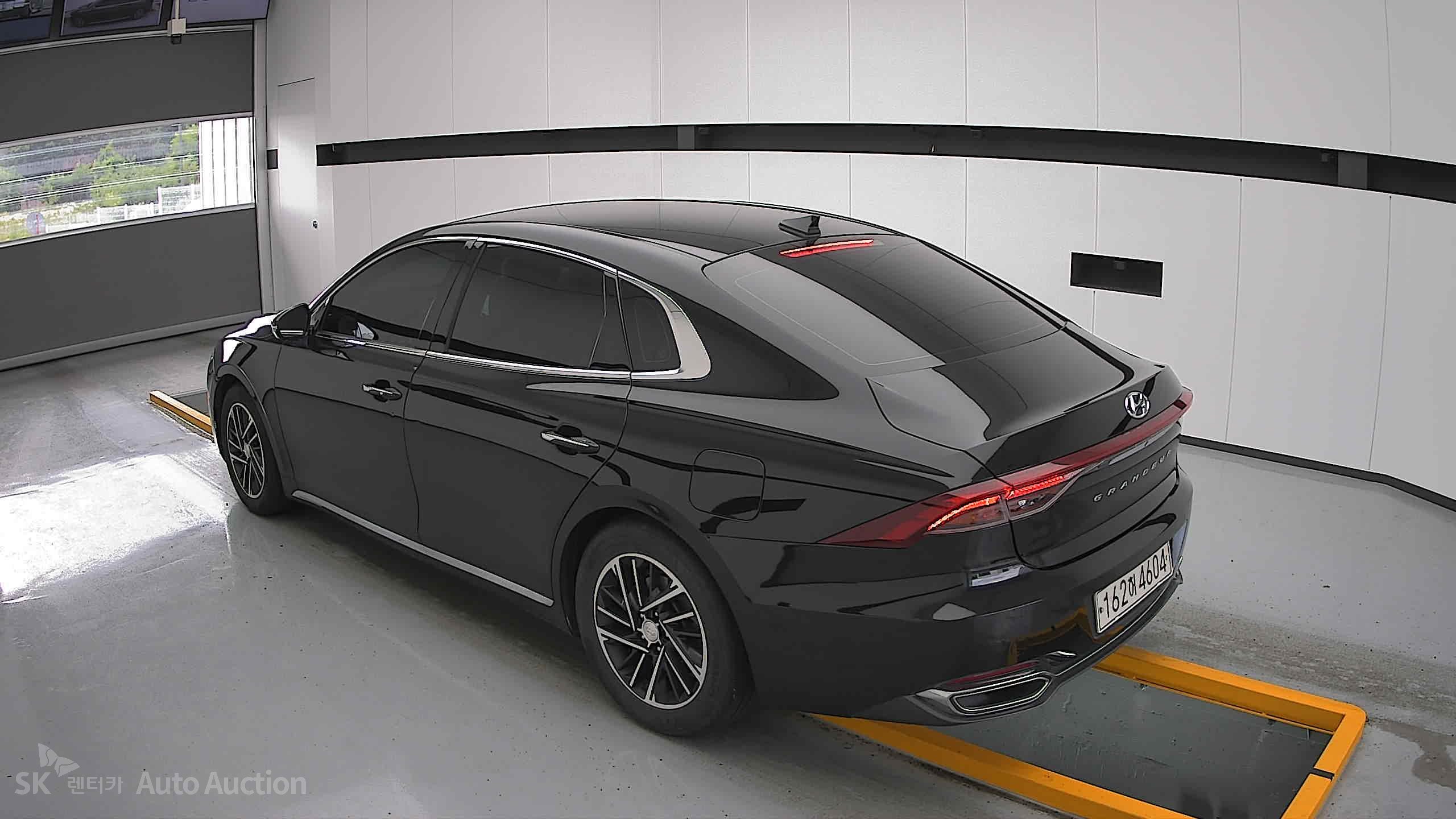 2021 - hyundai grandeur