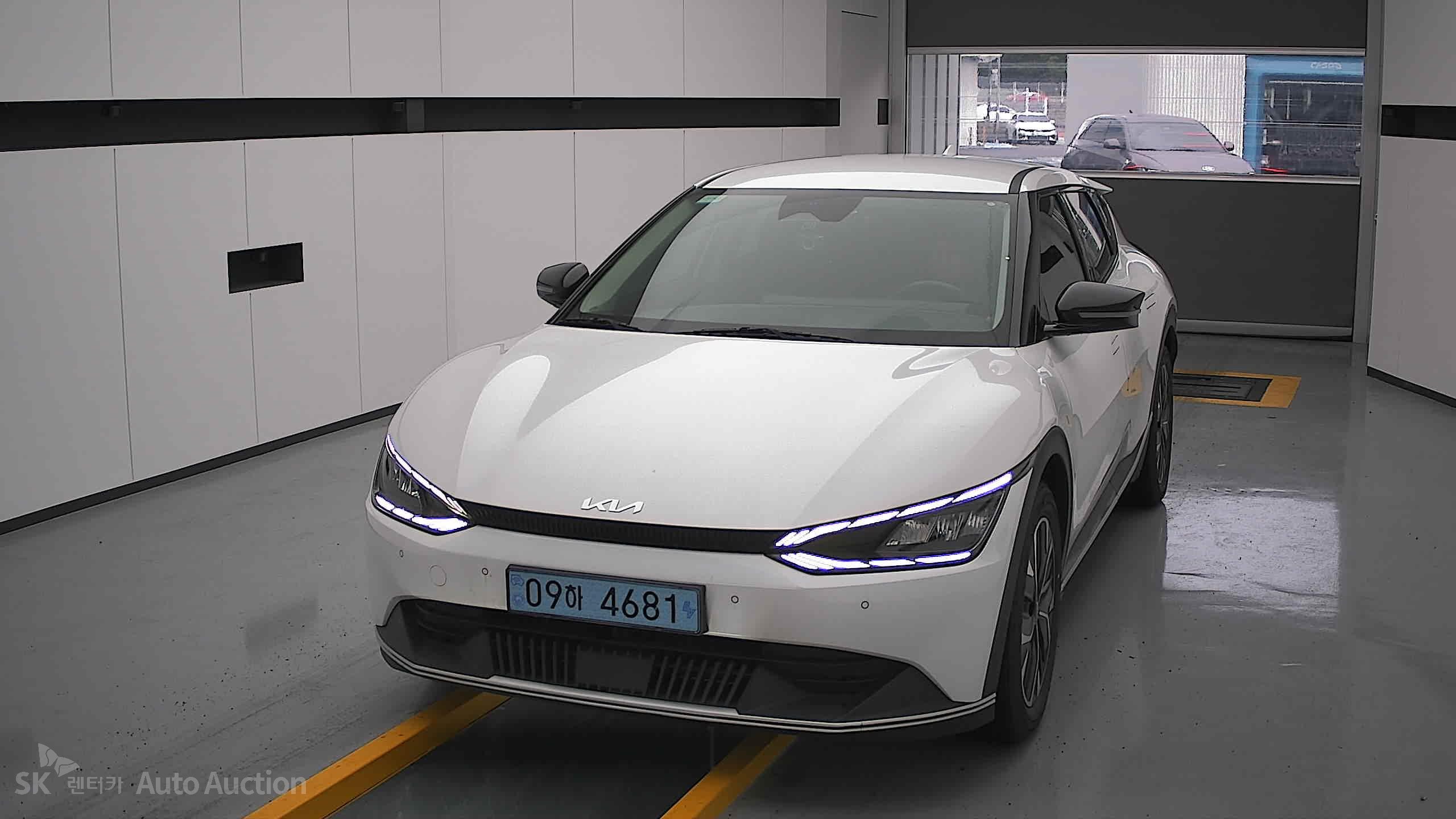 2023 - kia ev6