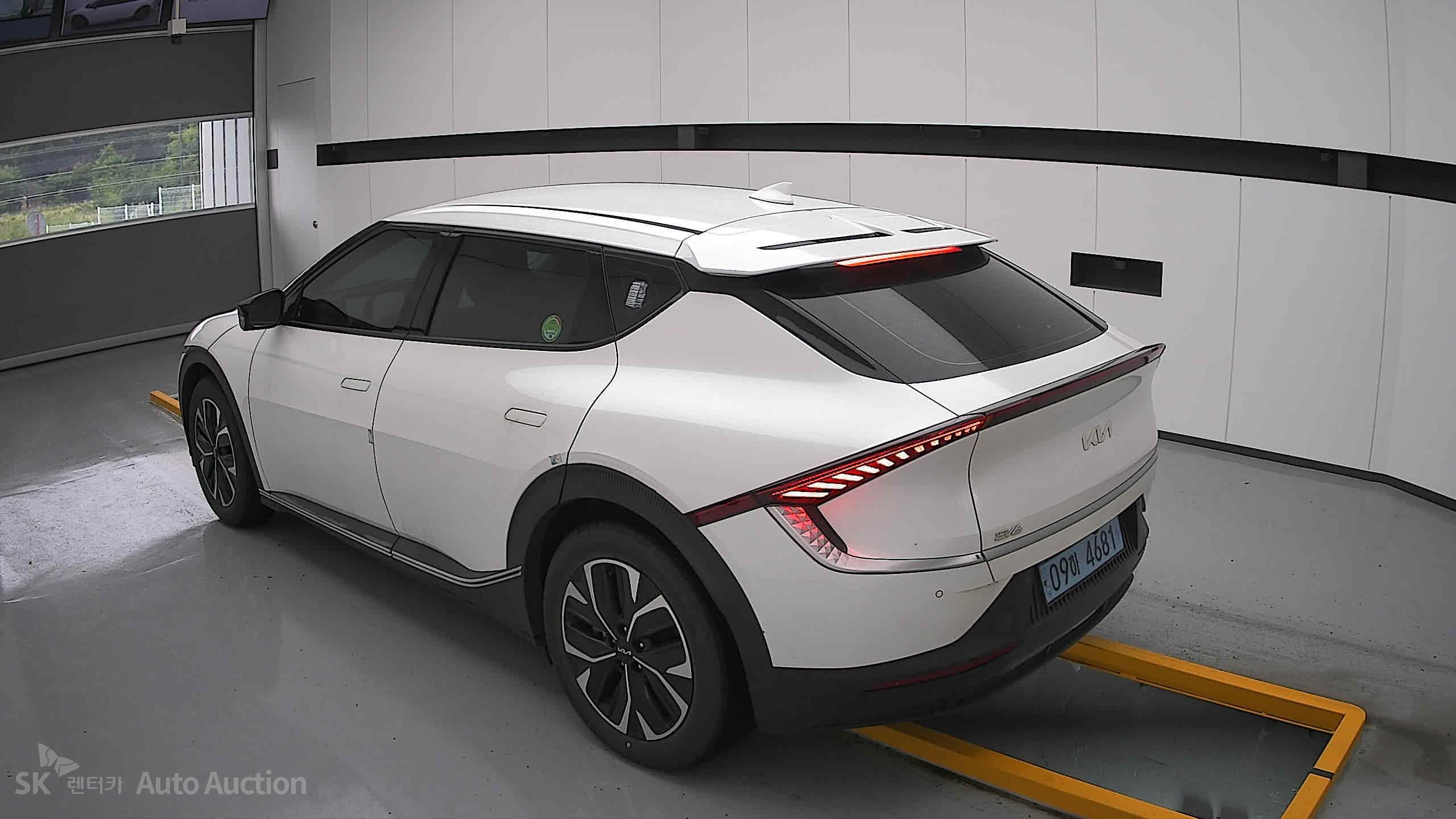 2023 - kia ev6