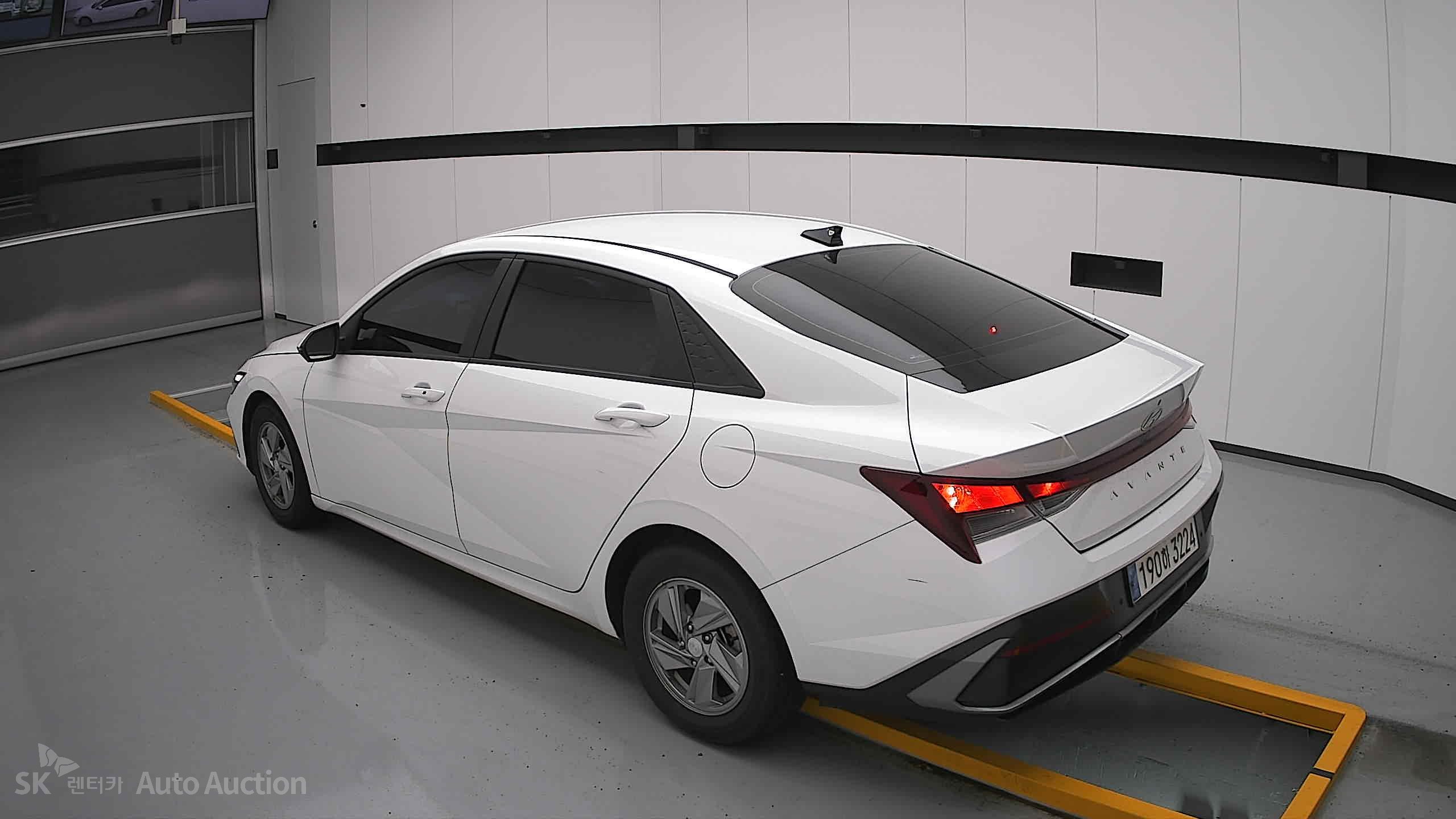 2024 - hyundai avante
