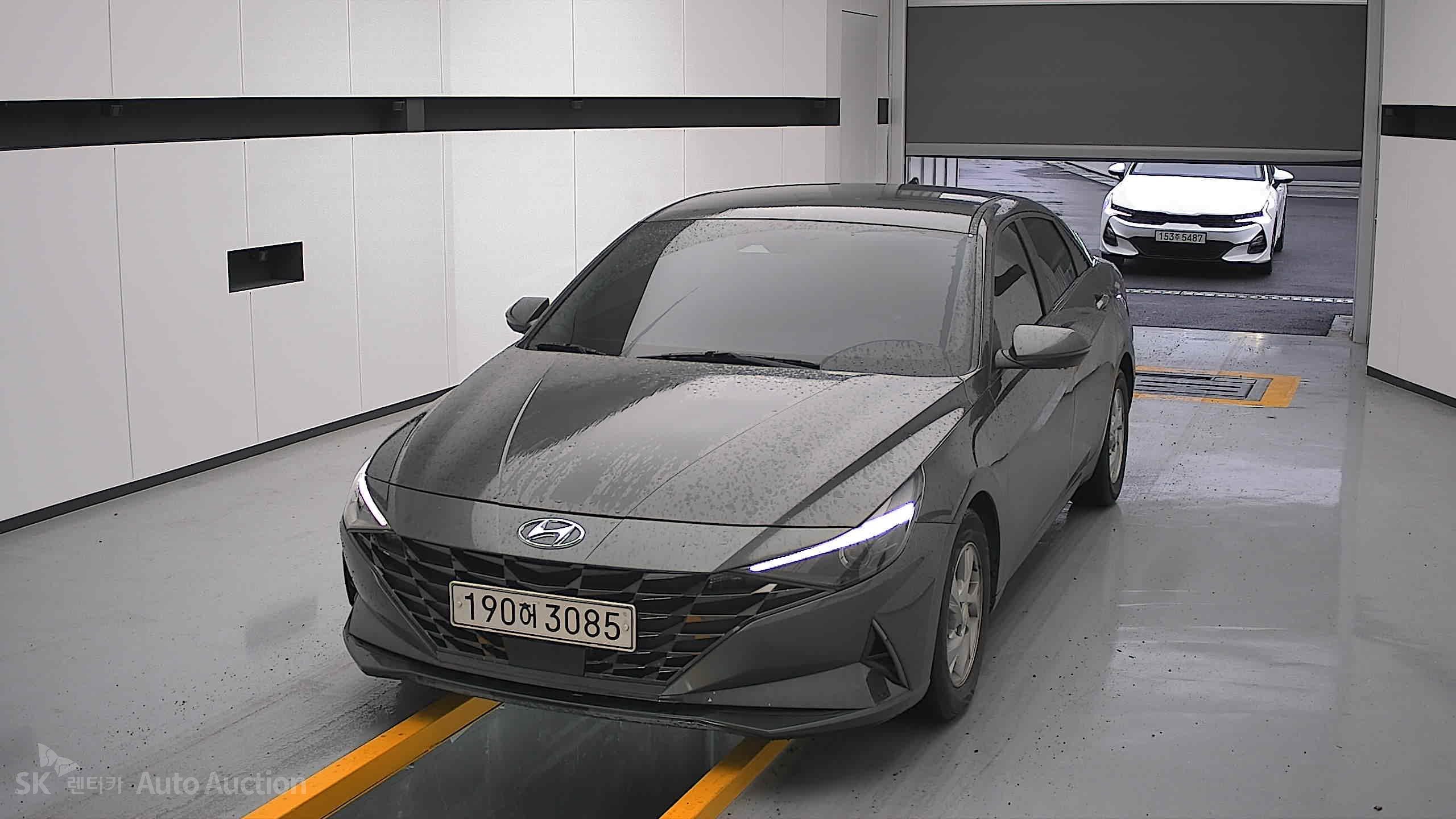 2022 - hyundai avante