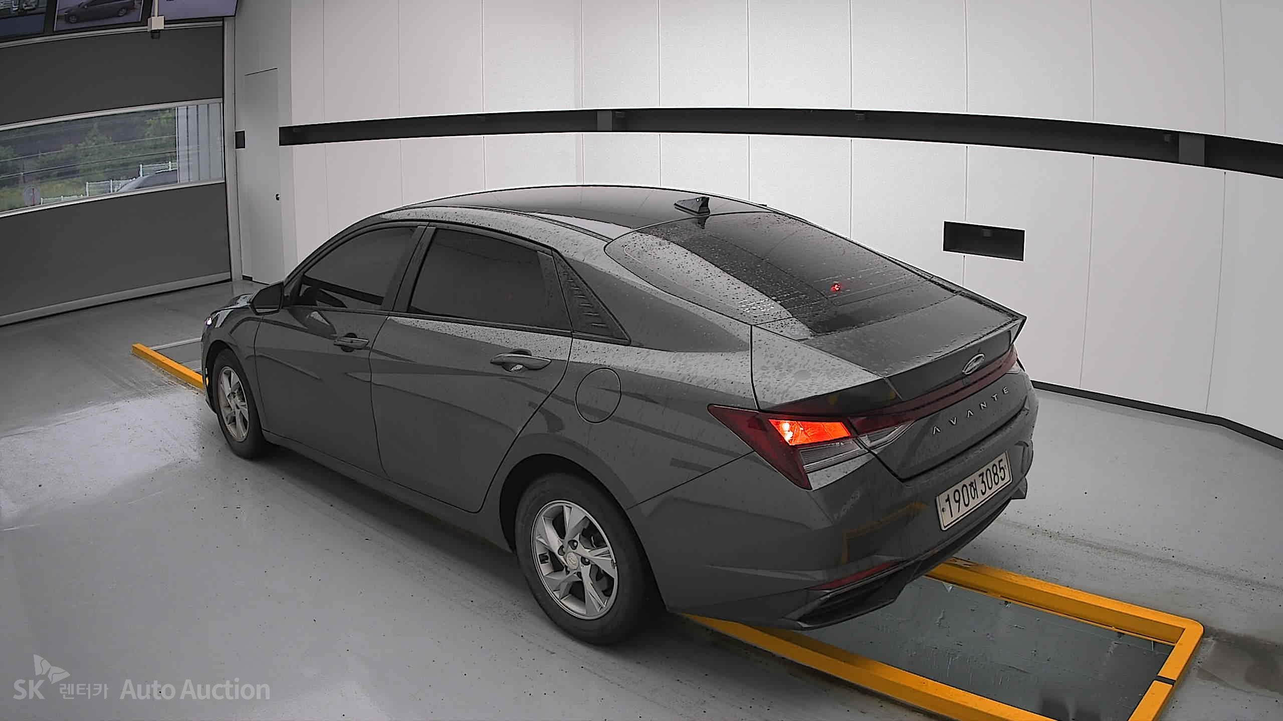 2022 - hyundai avante