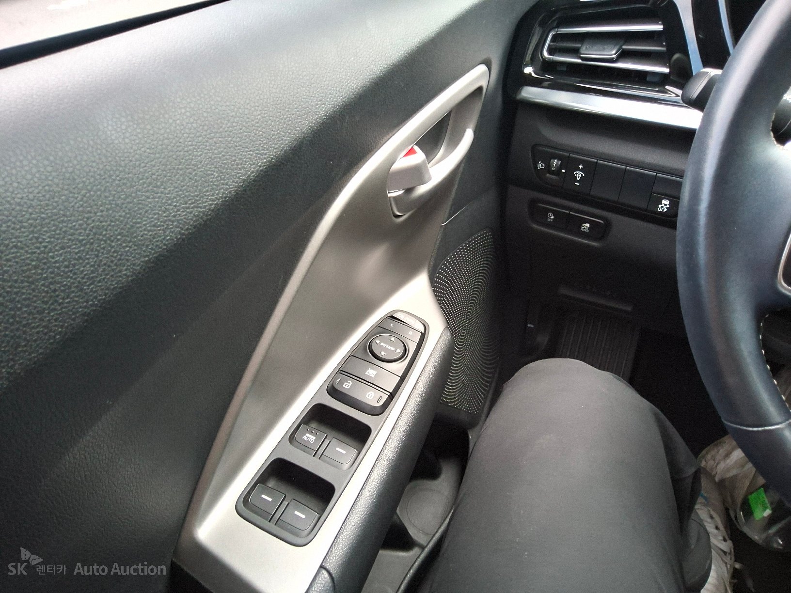 2023 - kia niro
